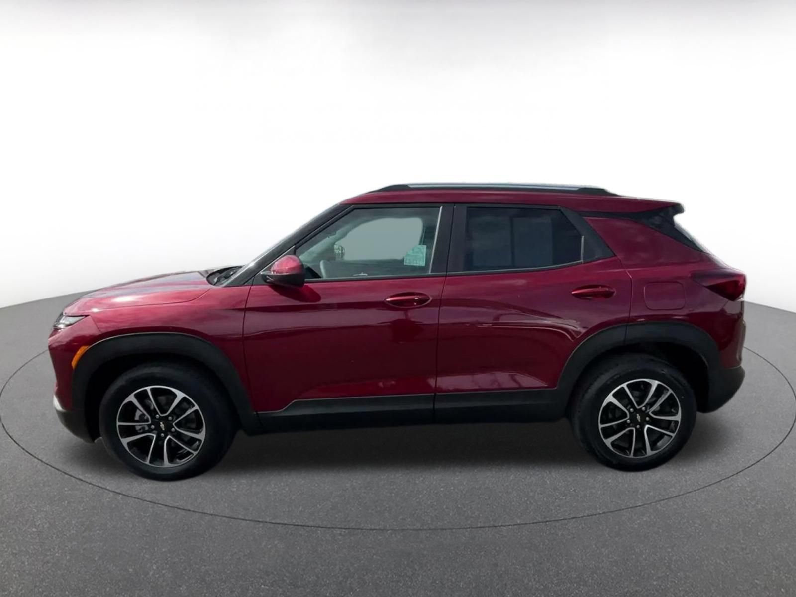 Thumbnail: 2025 Chevrolet TrailBlazer - 8