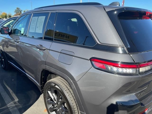 Thumbnail: 2026 Jeep Grand Cherokee - 4