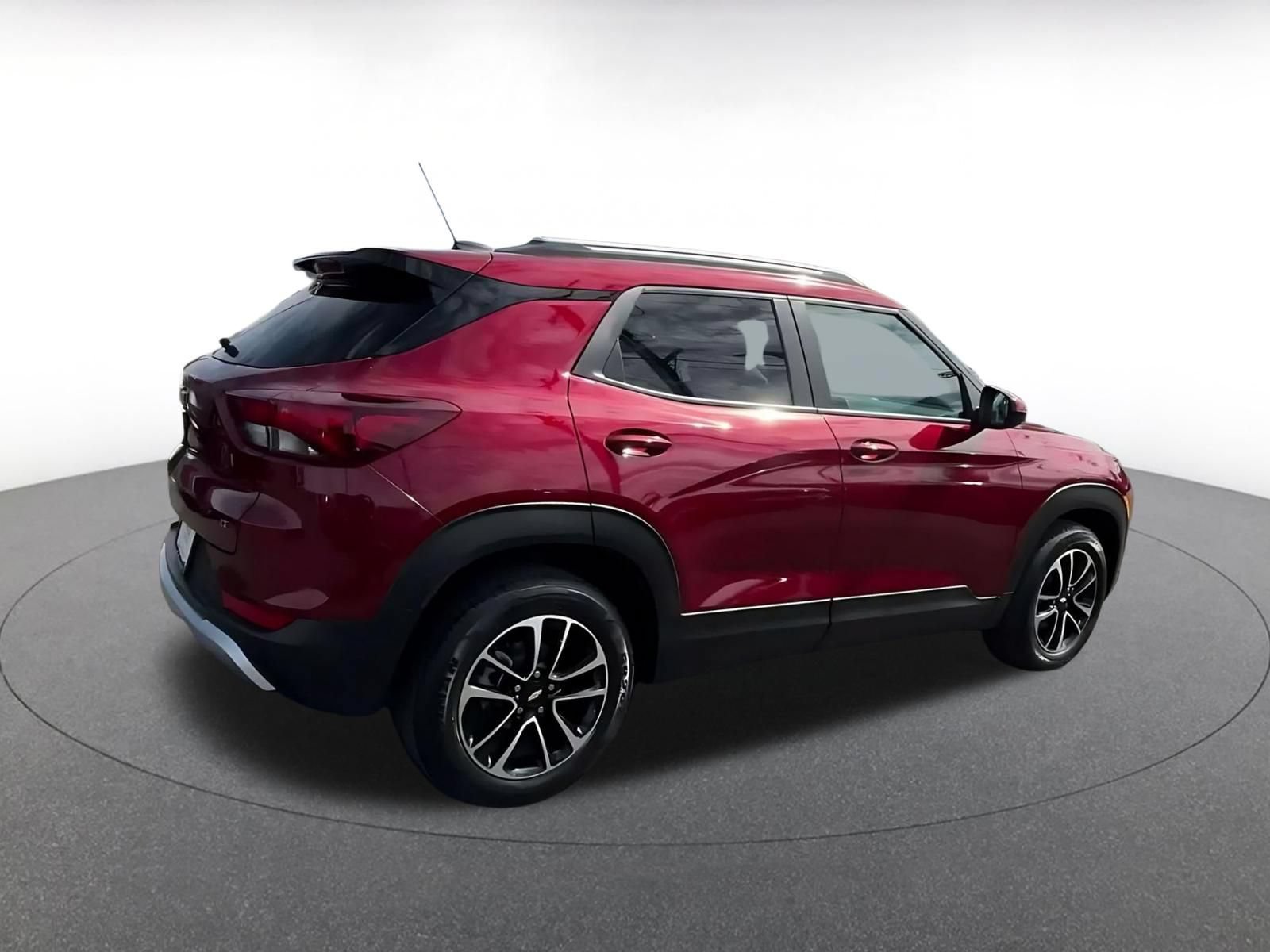 Thumbnail: 2025 Chevrolet TrailBlazer - 14