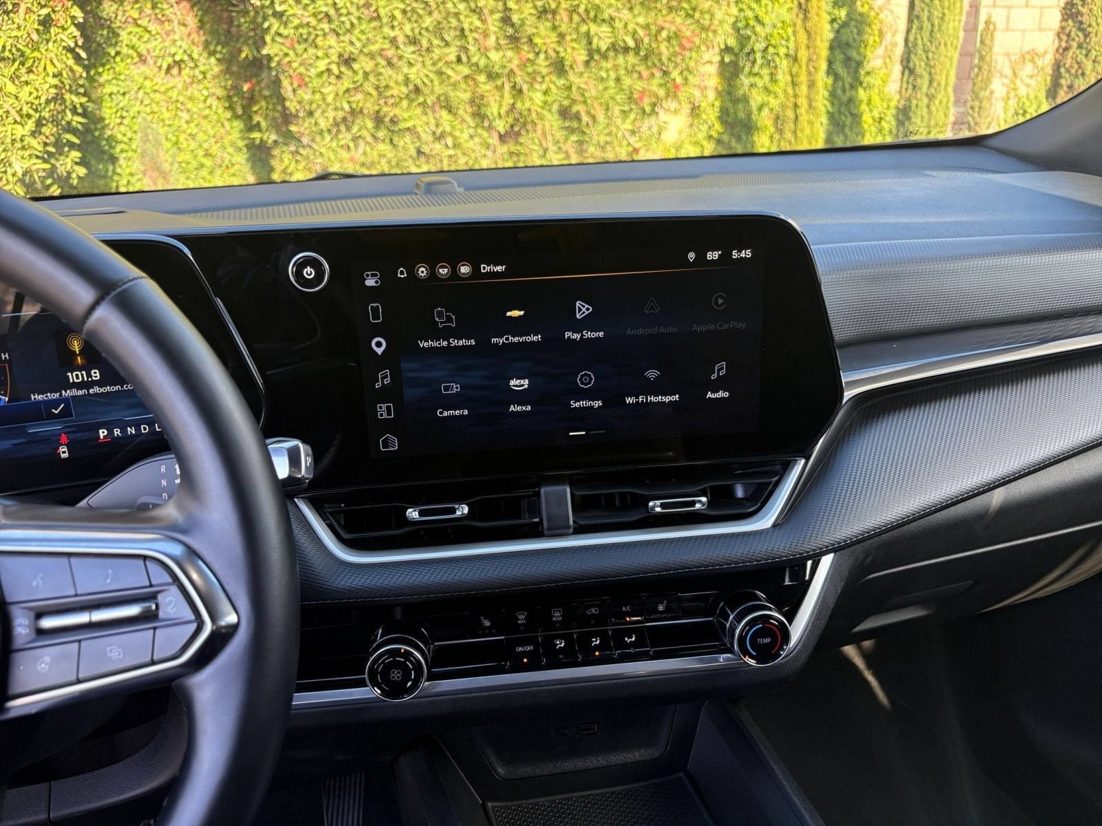 Thumbnail: 2025 Chevrolet Equinox - 16