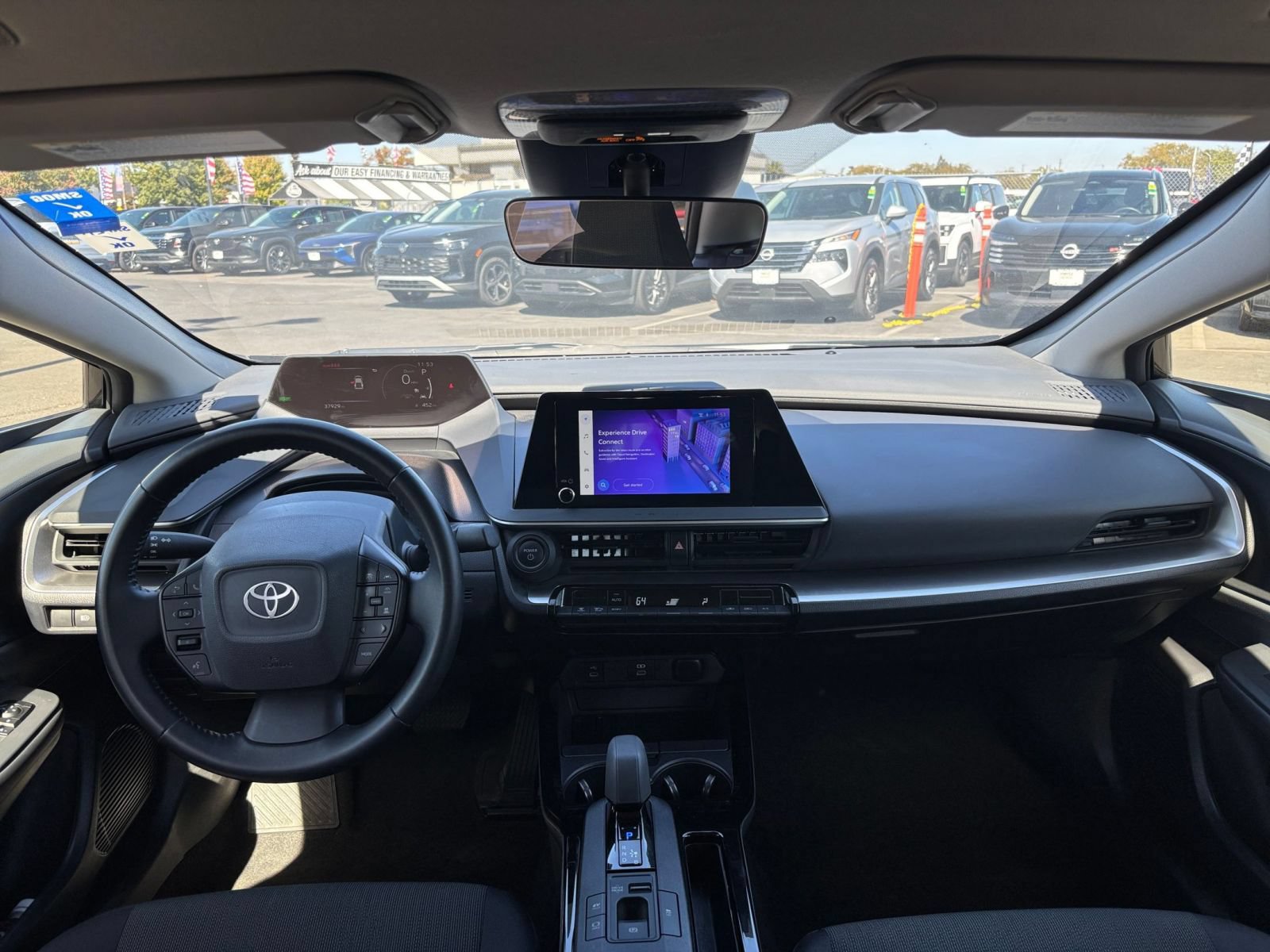 Thumbnail: 2025 Toyota Prius - 31