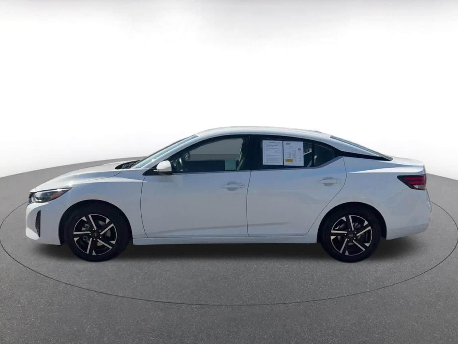 Thumbnail: 2025 Nissan Sentra - 8