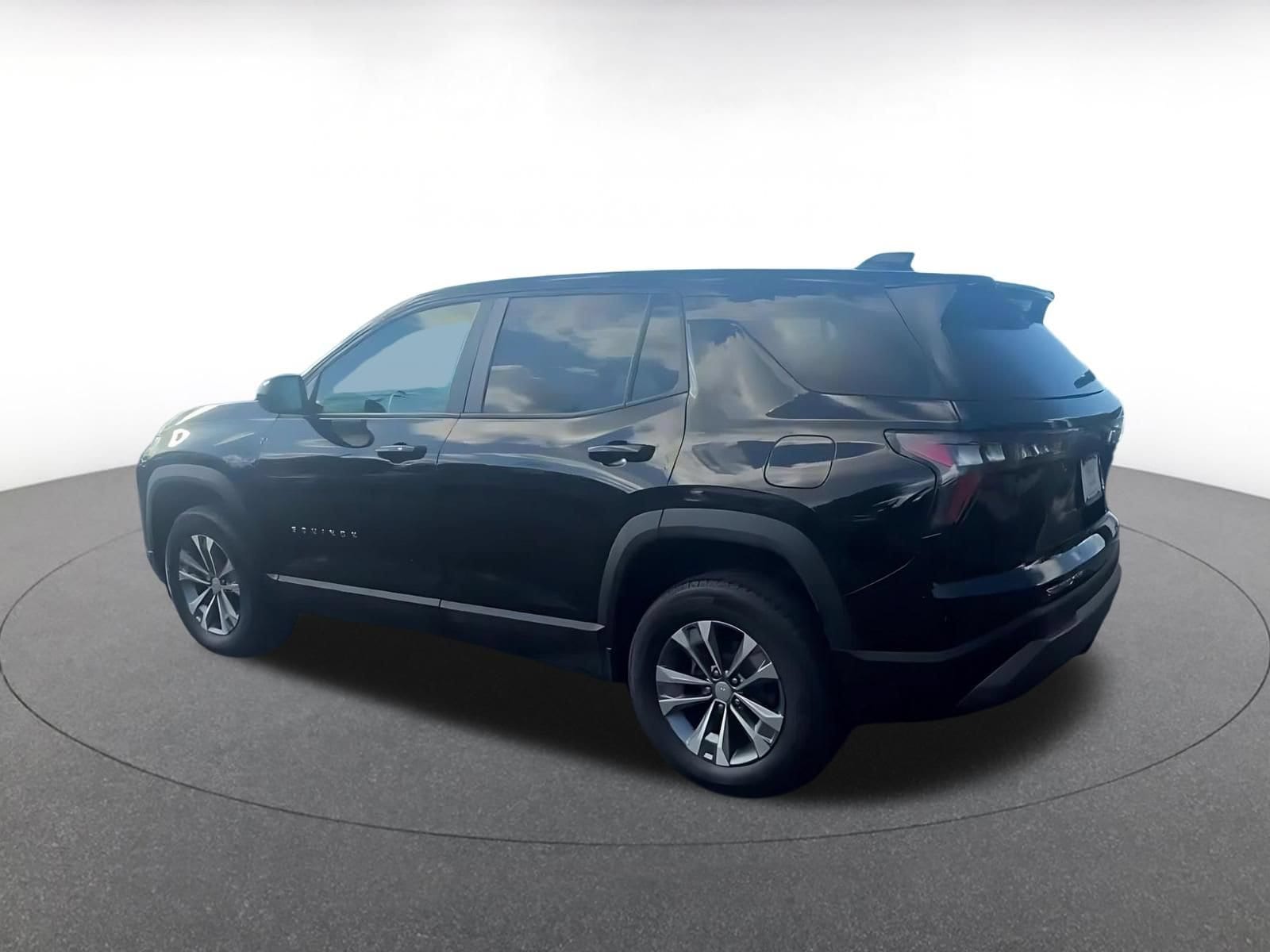 Thumbnail: 2025 Chevrolet Equinox - 9