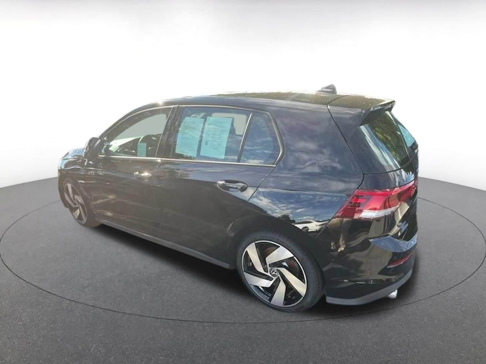 Thumbnail: 2026 Volkswagen Golf - 3