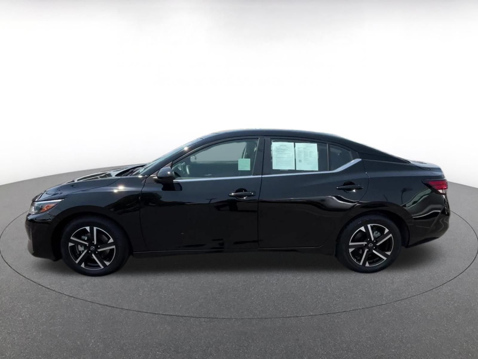 Thumbnail: 2025 Nissan Sentra - 8