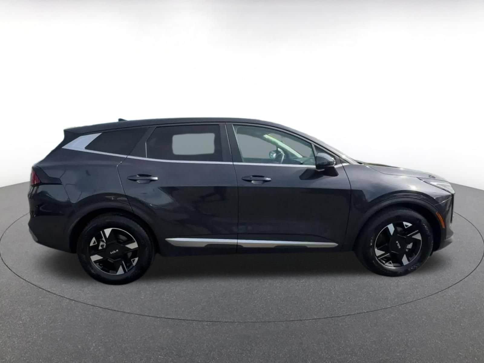 Thumbnail: 2026 Kia Sportage - 15