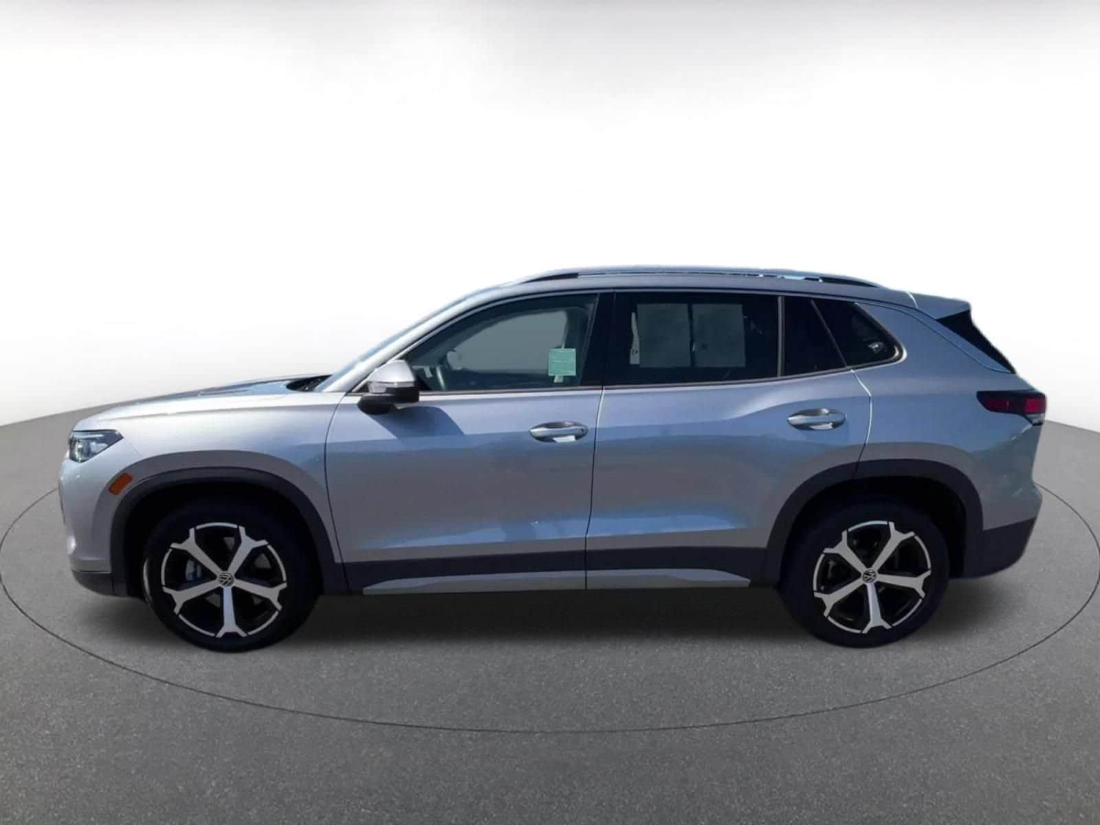 Thumbnail: 2026 Volkswagen Tiguan - 8