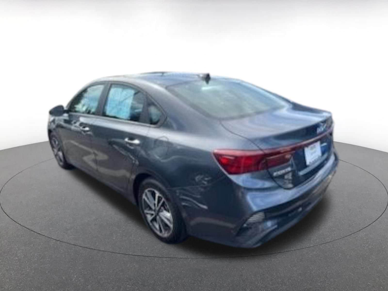 Thumbnail: 2023 Kia Forte - 3