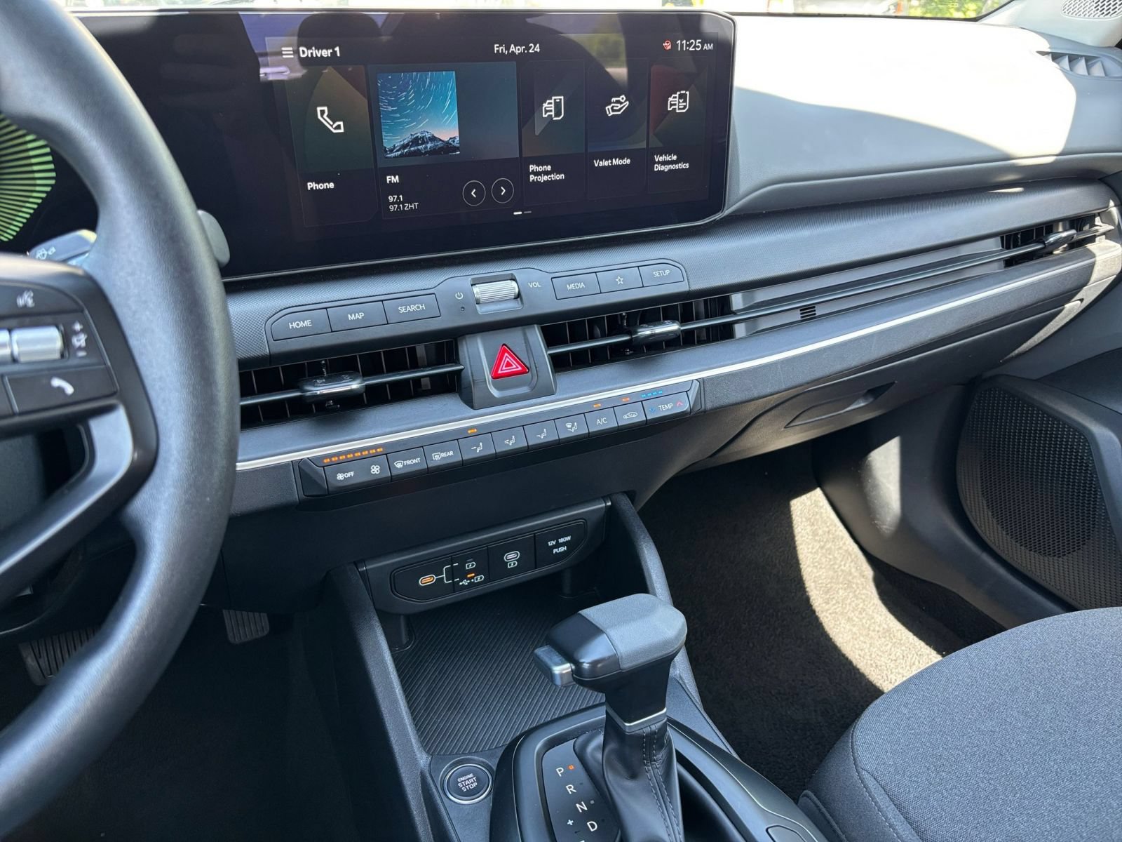 Thumbnail: 2025 Kia K4 - 16