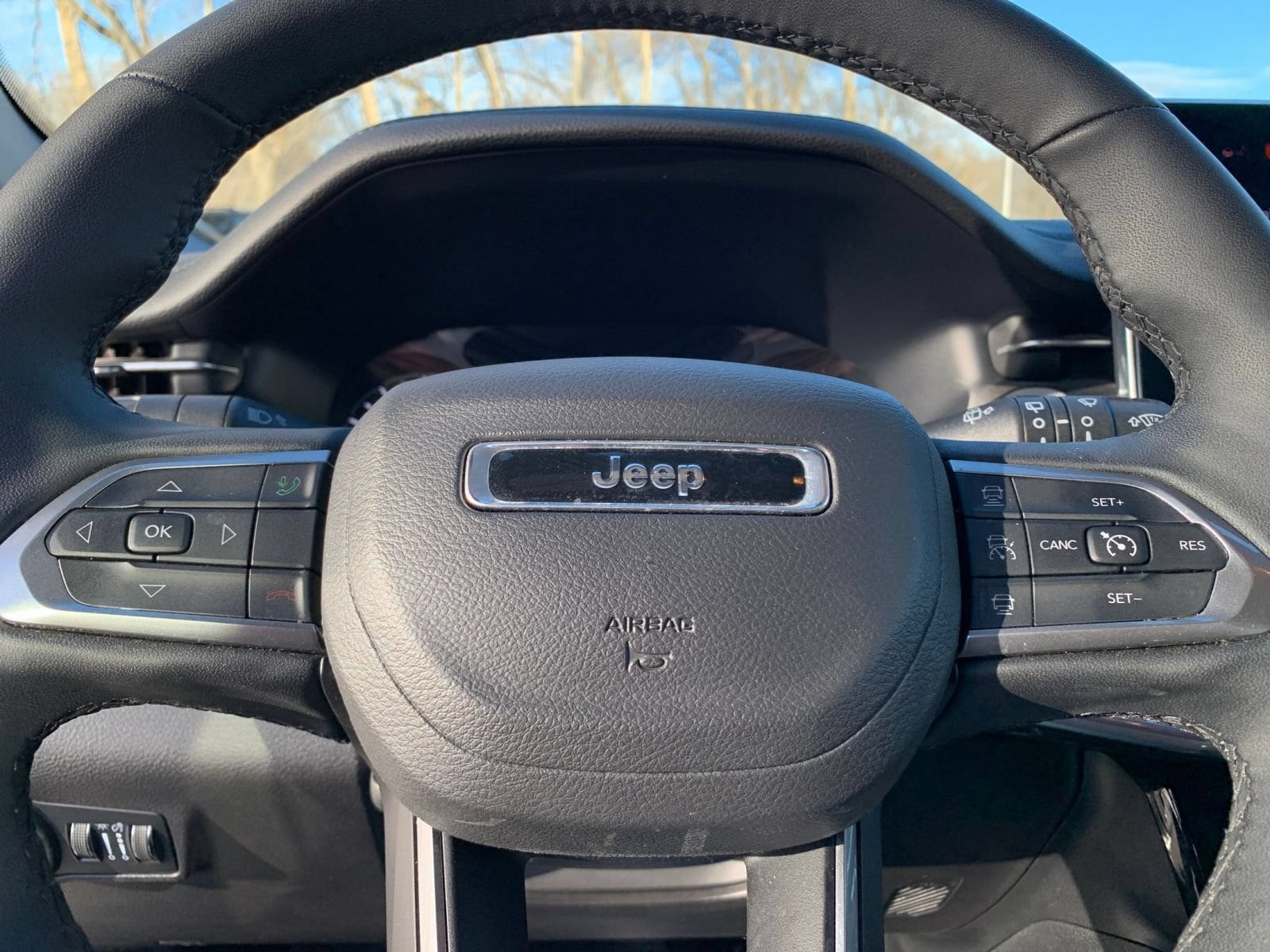 Thumbnail: 2025 Jeep Compass - 28