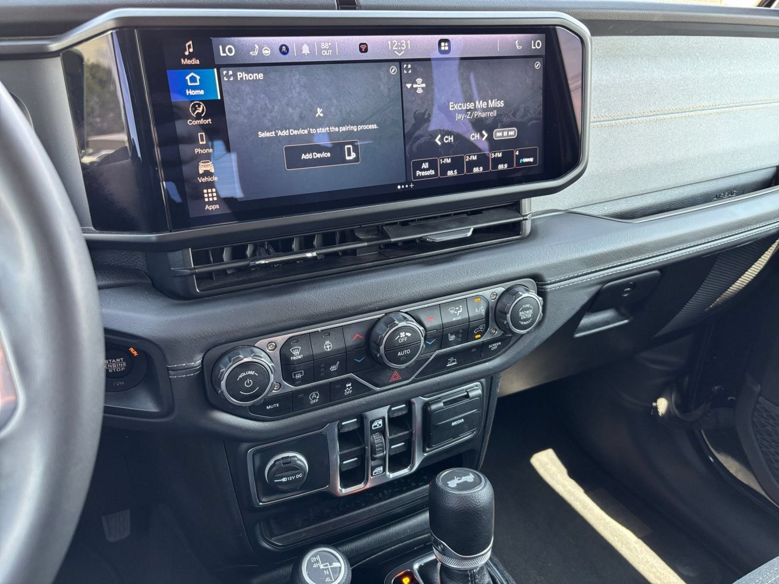 Thumbnail: 2025 Jeep Wrangler - 16
