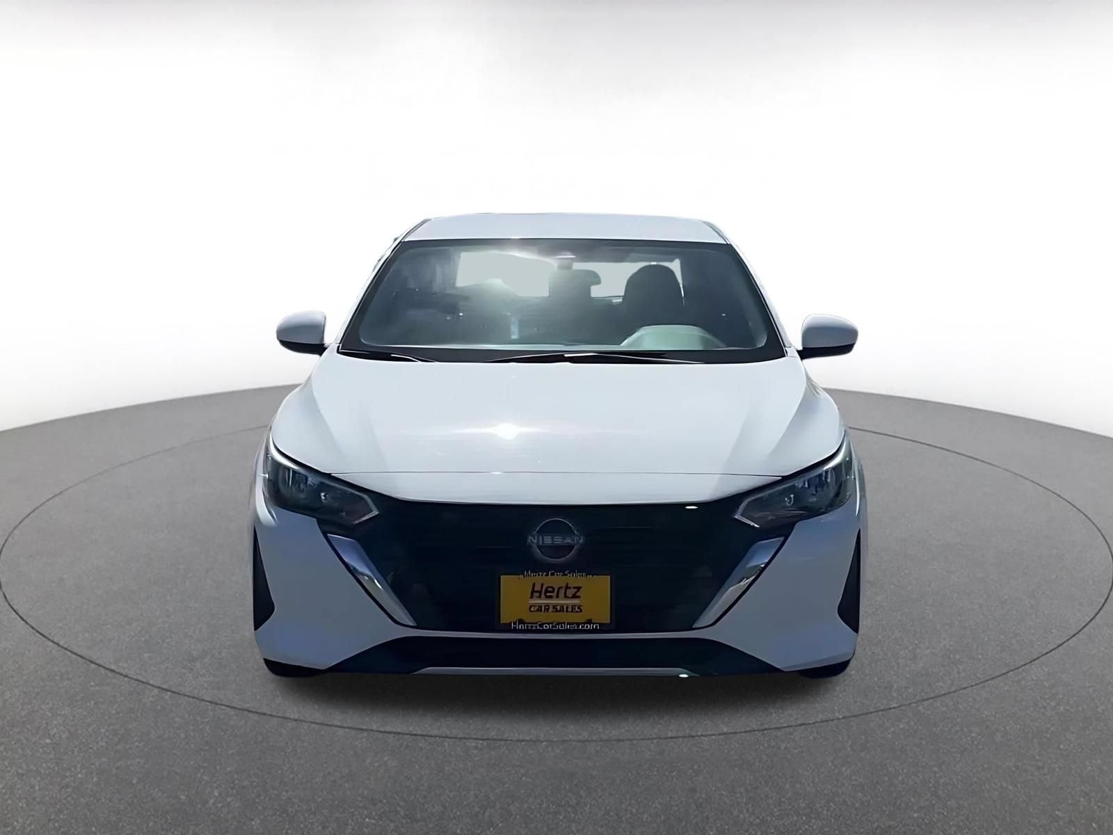 Thumbnail: 2025 Nissan Sentra - 4
