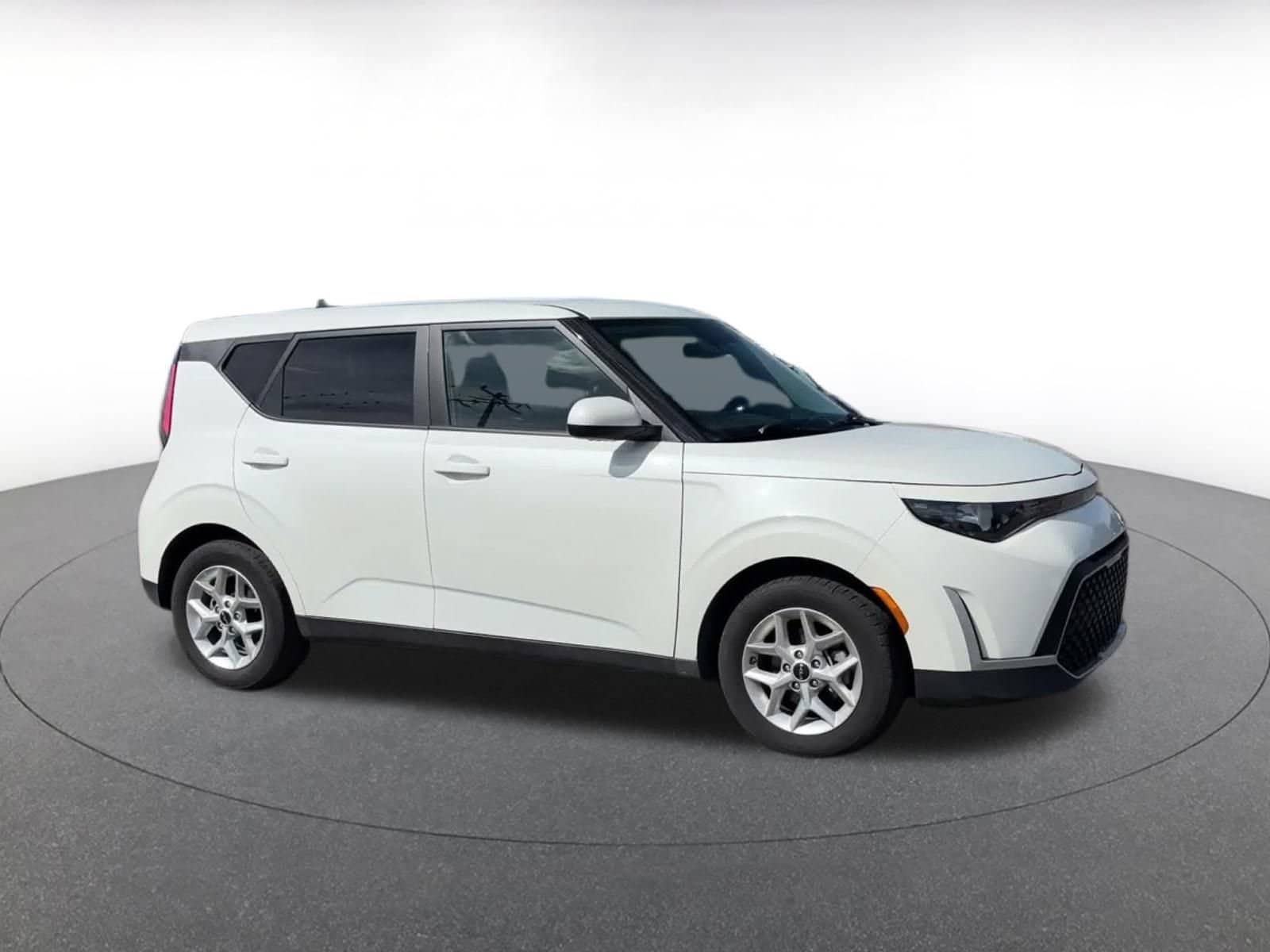 Thumbnail: 2025 Kia Soul - 2