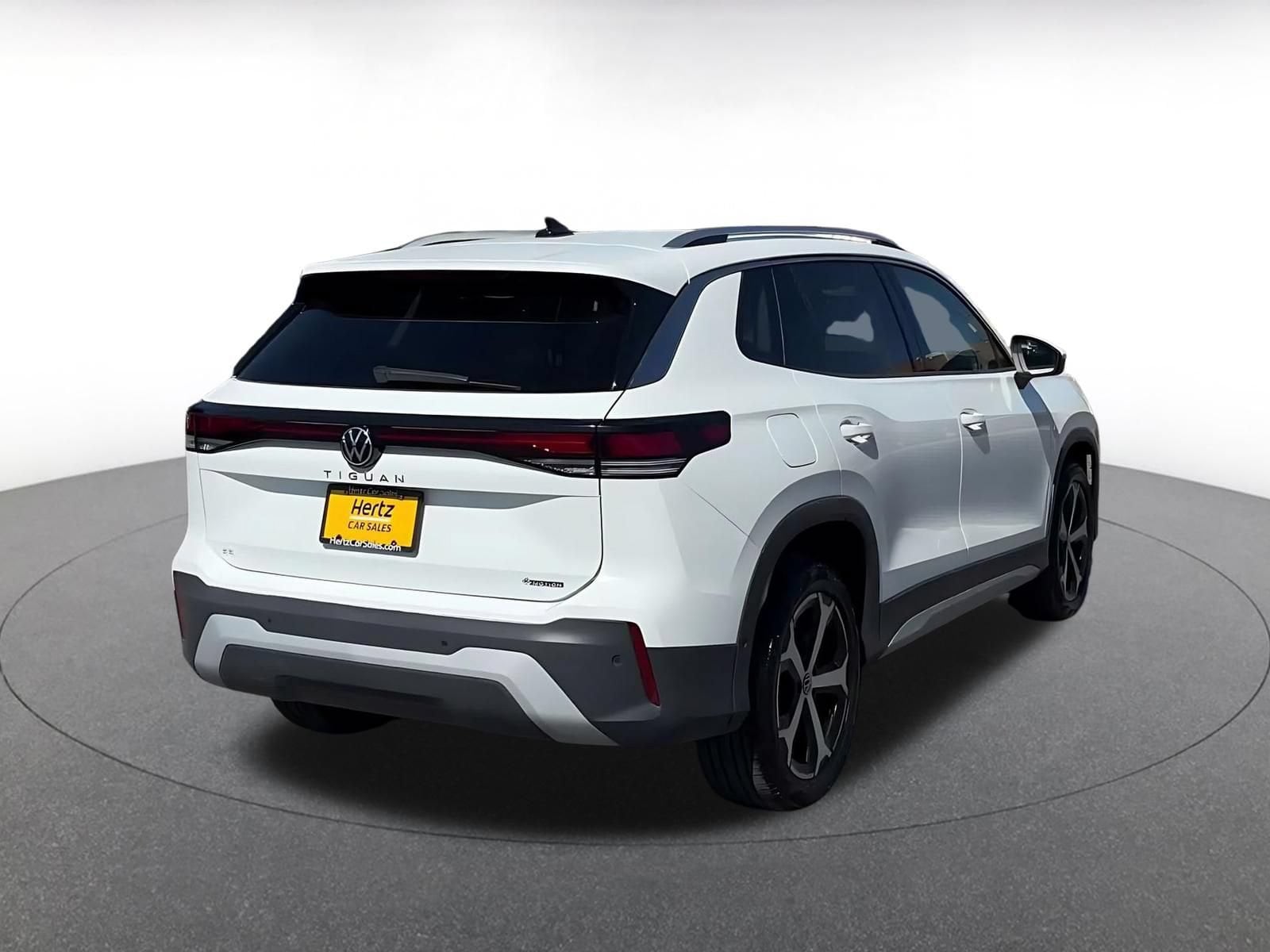 Thumbnail: 2026 Volkswagen Tiguan - 13