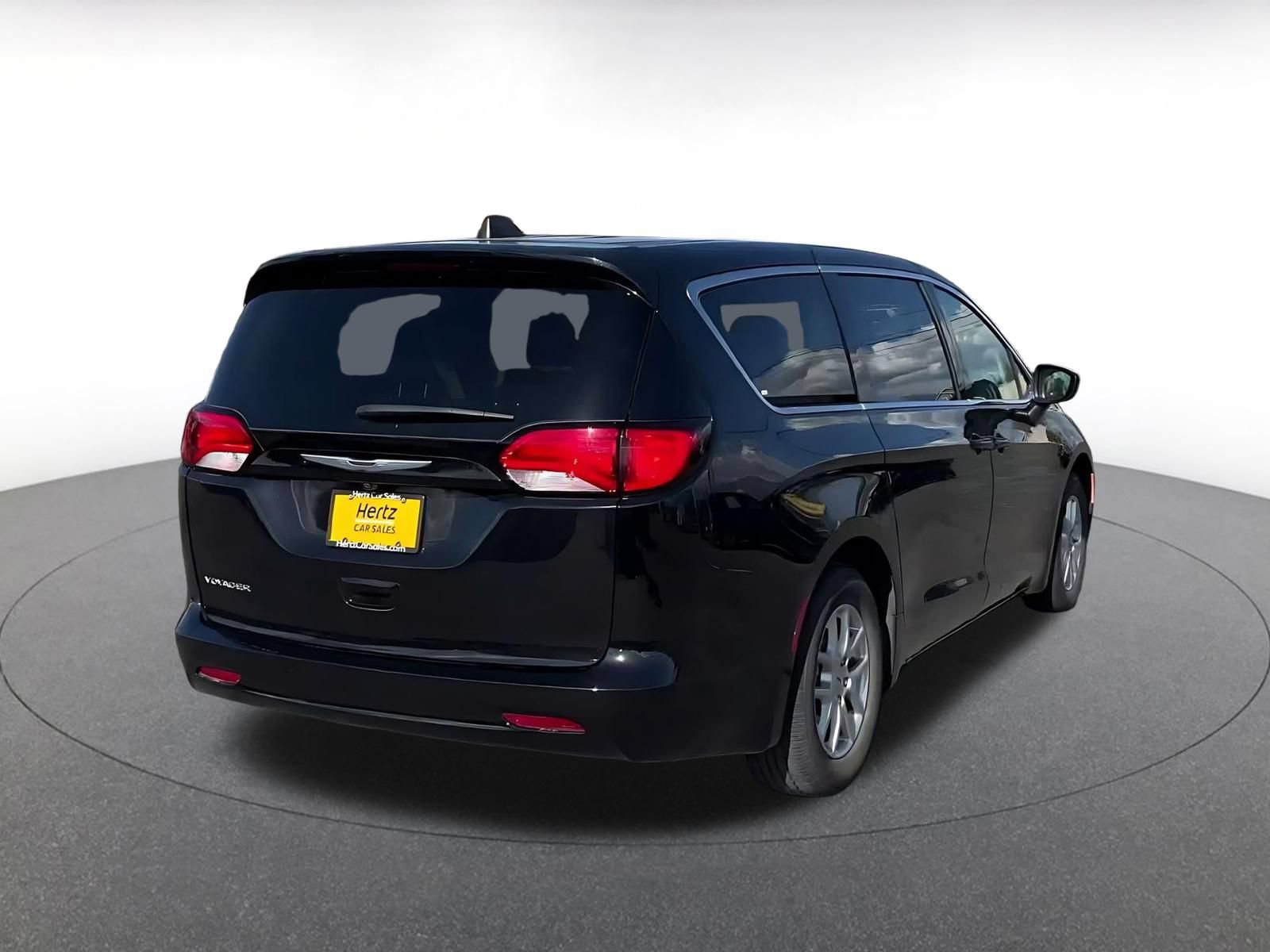 Thumbnail: 2024 Chrysler Voyager - 13