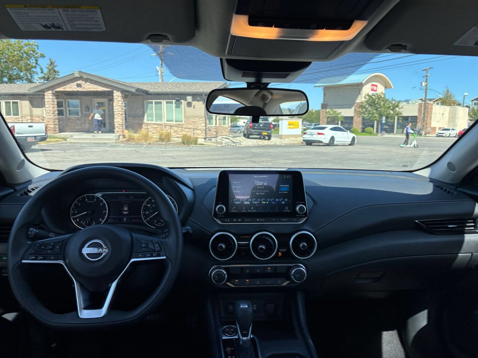 Thumbnail: 2025 Nissan Sentra - 31
