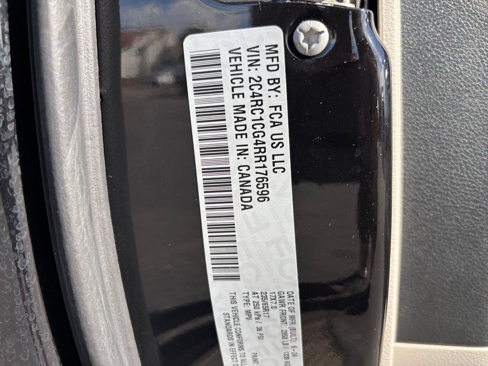 Thumbnail: 2024 Chrysler Voyager - 31