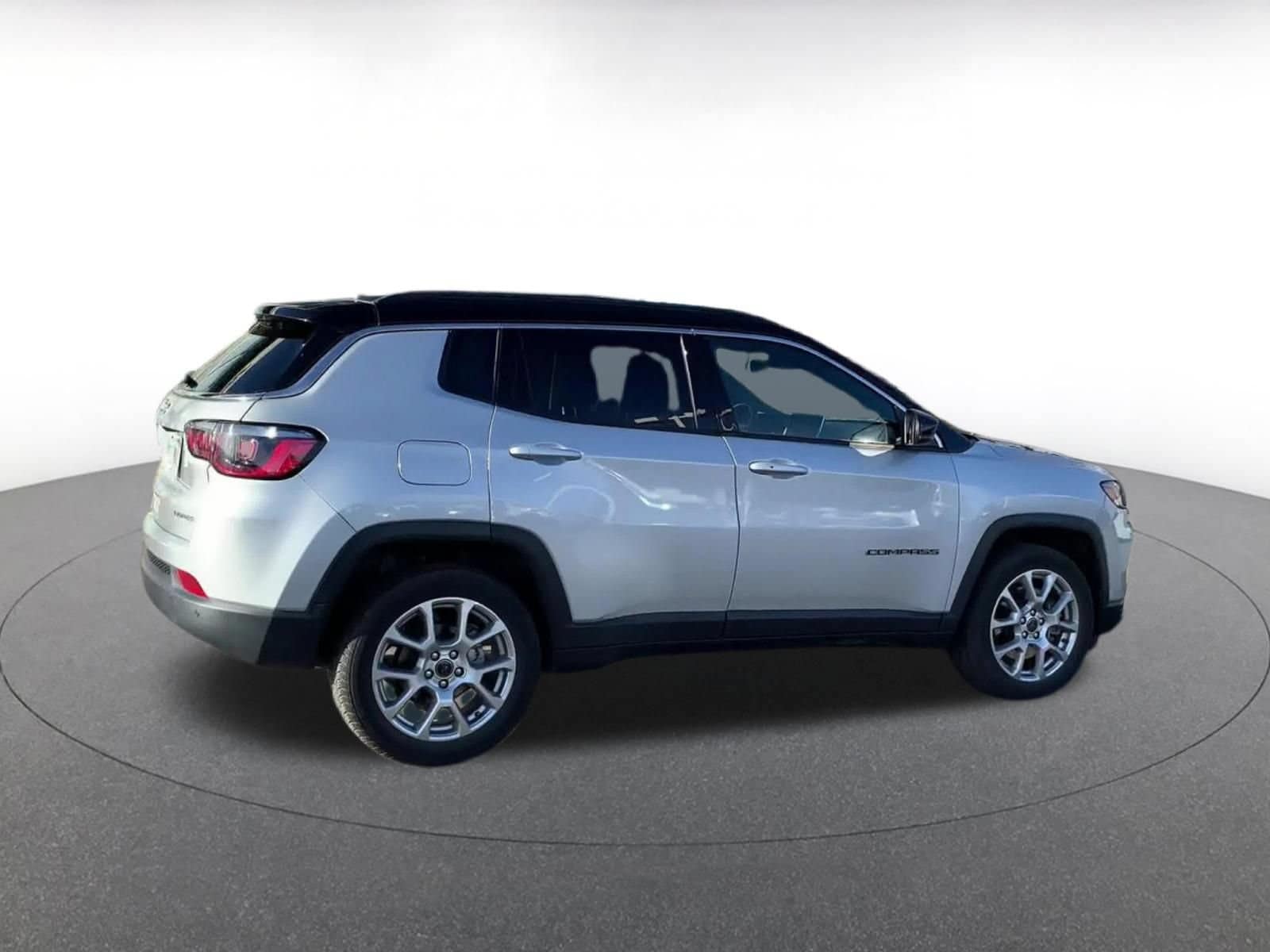 Thumbnail: 2025 Jeep Compass - 14