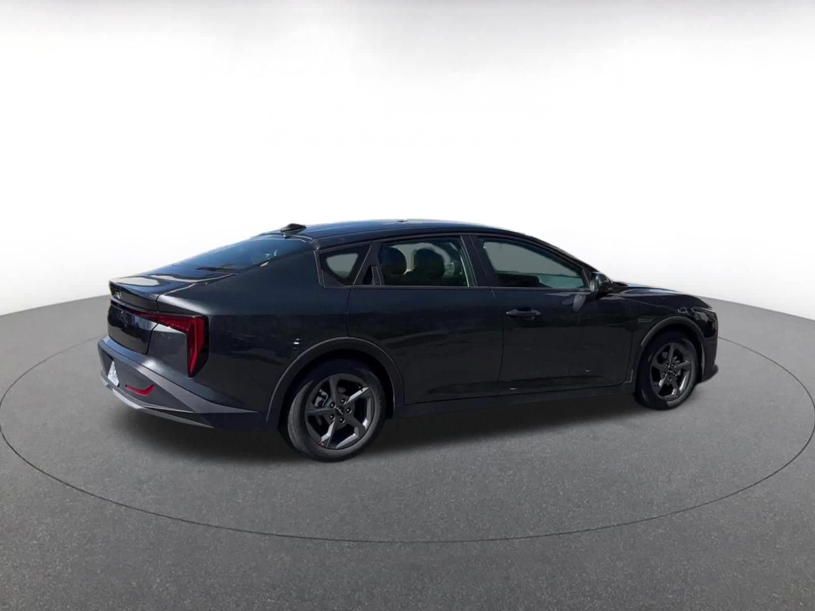 Thumbnail: 2025 Kia K4 - 14