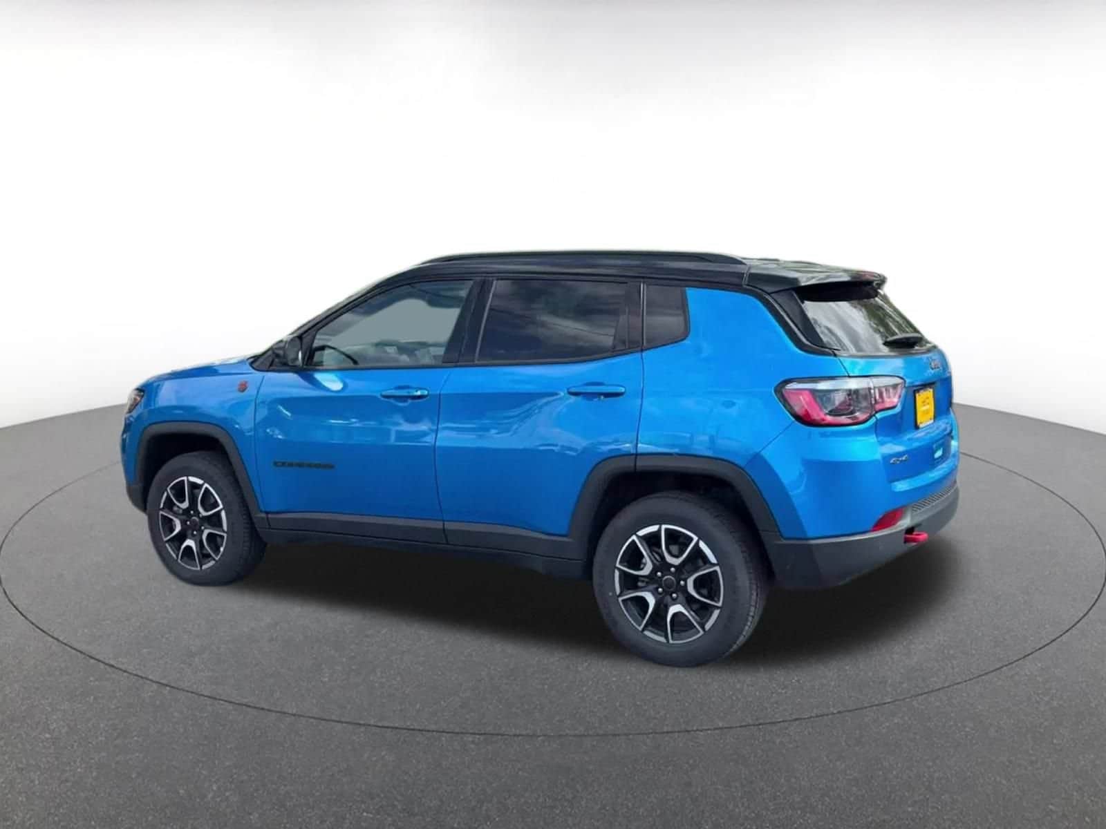 Thumbnail: 2025 Jeep Compass - 9
