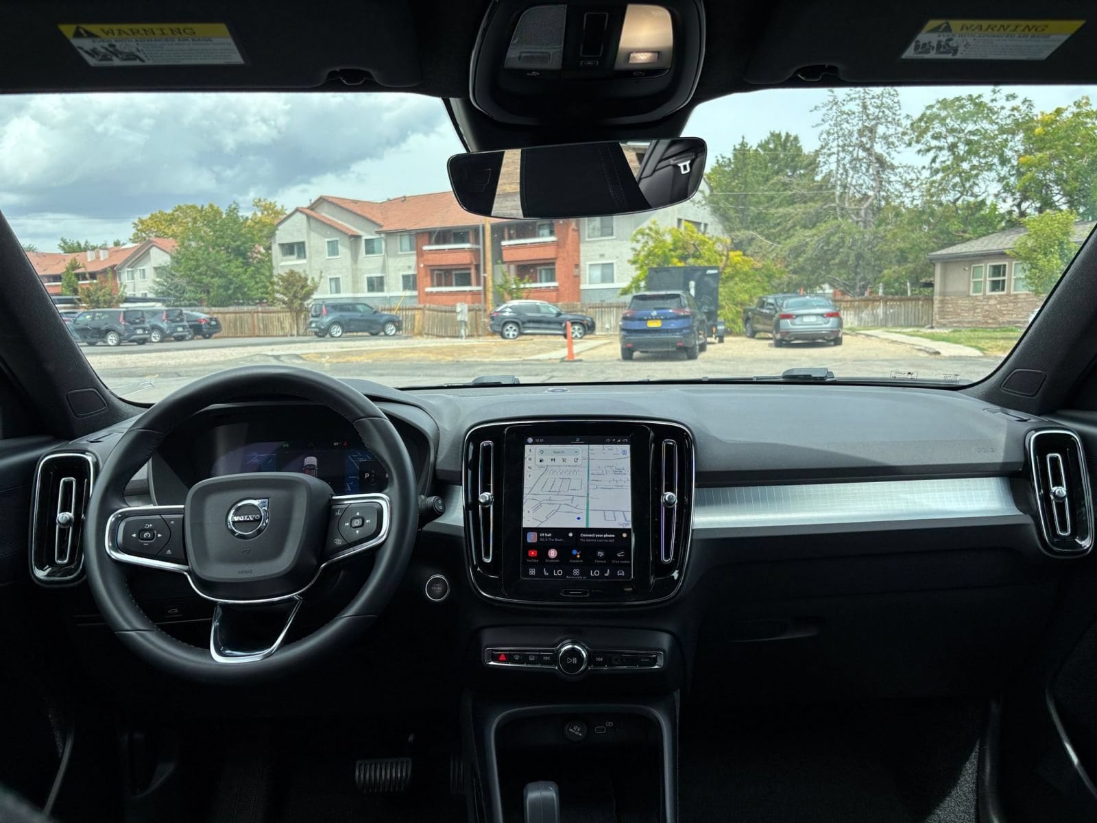 Thumbnail: 2024 Volvo XC40 - 35