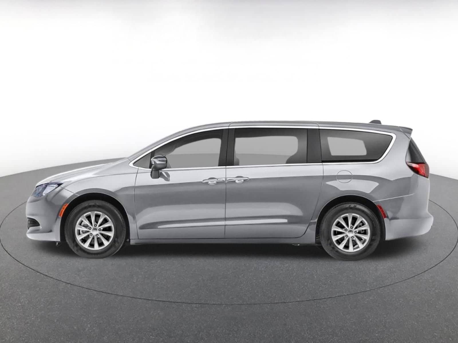 Thumbnail: 2023 Chrysler Voyager - 2