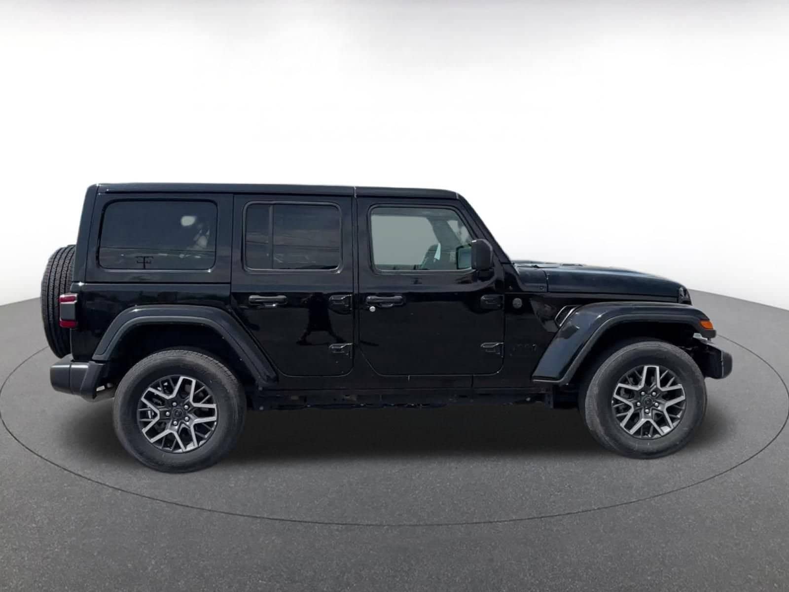 Thumbnail: 2025 Jeep Wrangler - 14