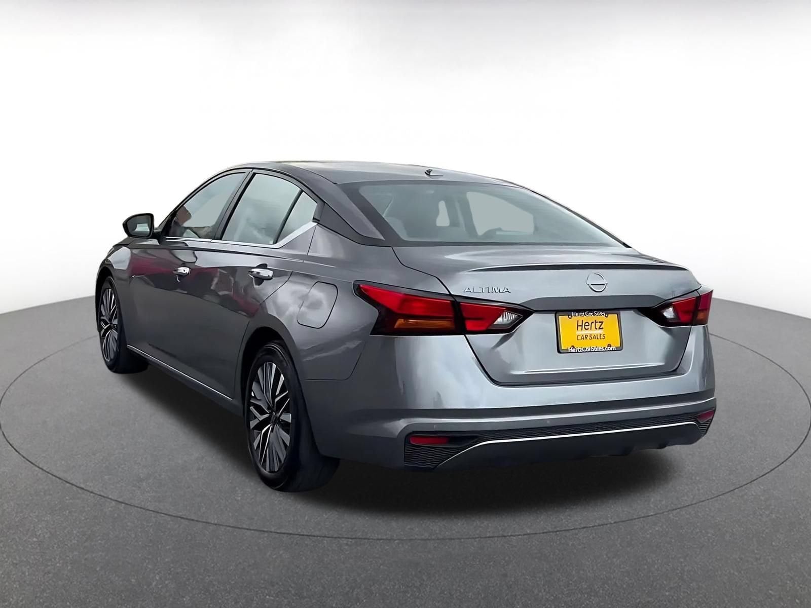 Thumbnail: 2025 Nissan Altima - 10