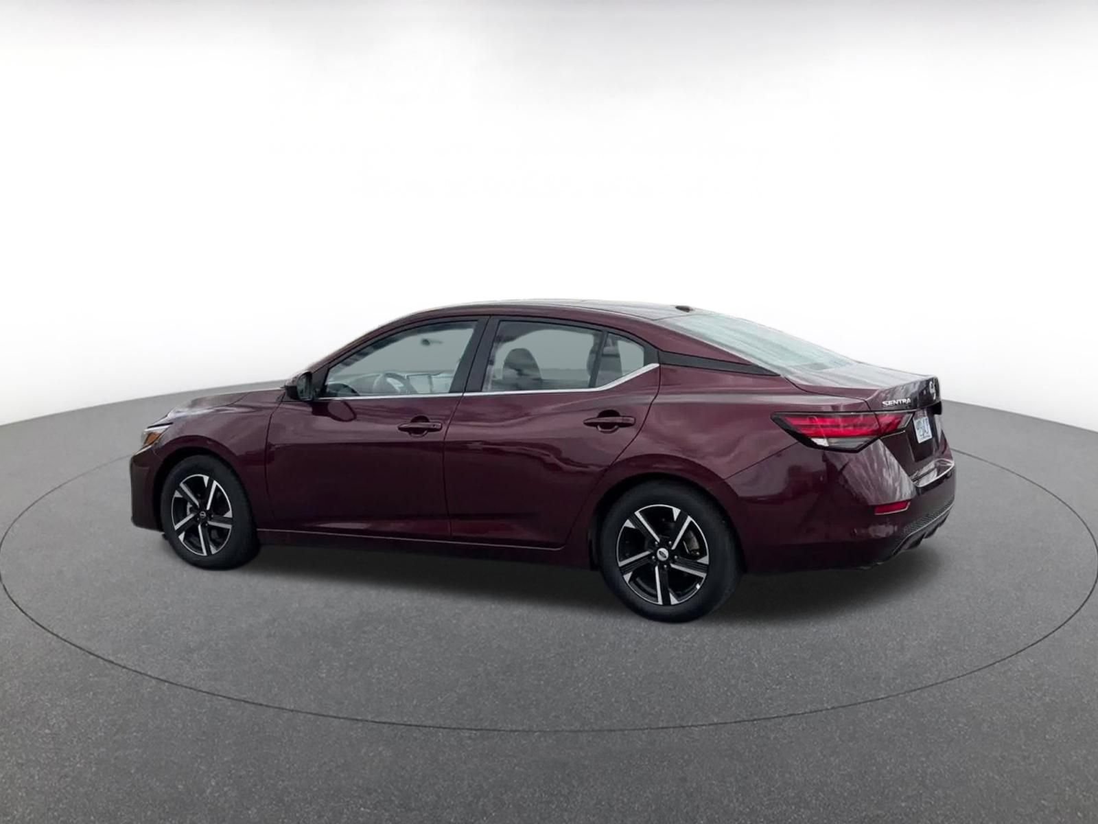 Thumbnail: 2025 Nissan Sentra - 9