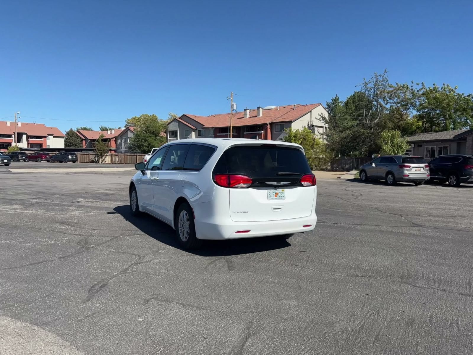 Thumbnail: 2024 Chrysler Voyager - 10