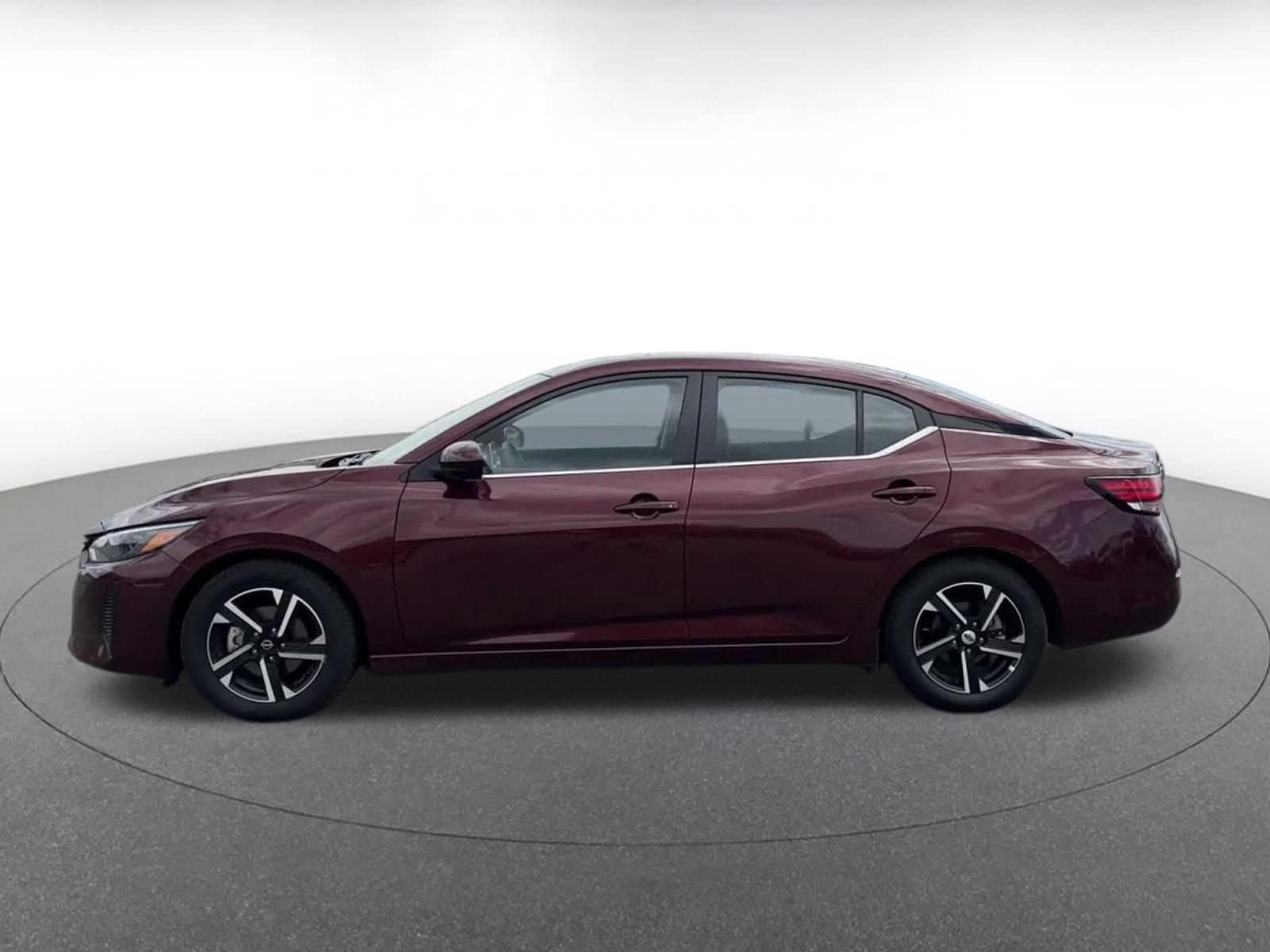 Thumbnail: 2025 Nissan Sentra - 8
