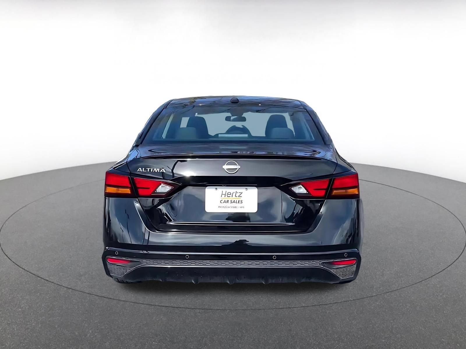 Thumbnail: 2025 Nissan Altima - 12