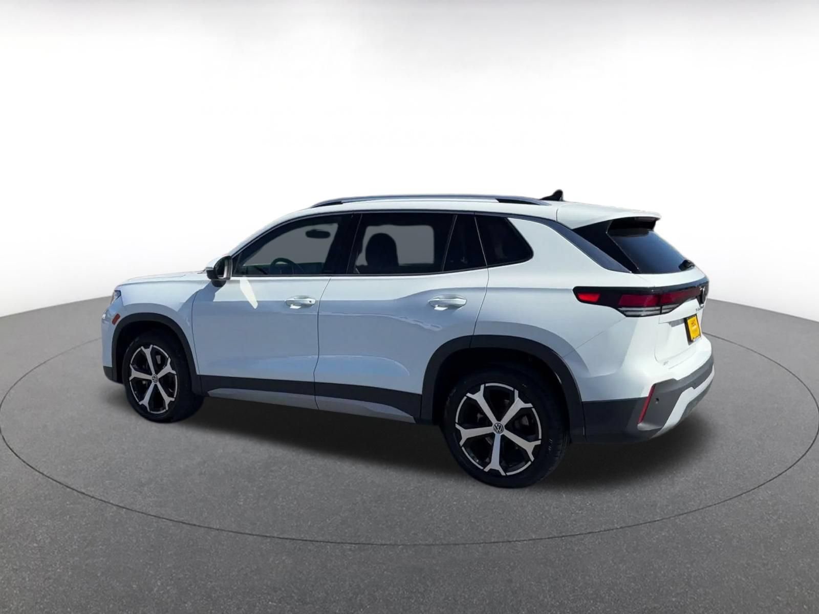 Thumbnail: 2026 Volkswagen Tiguan - 9