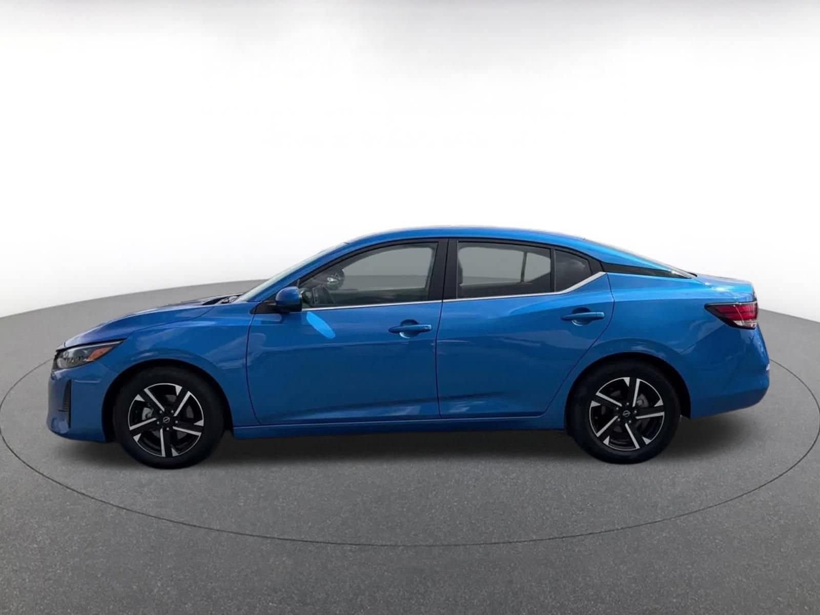 Thumbnail: 2025 Nissan Sentra - 8