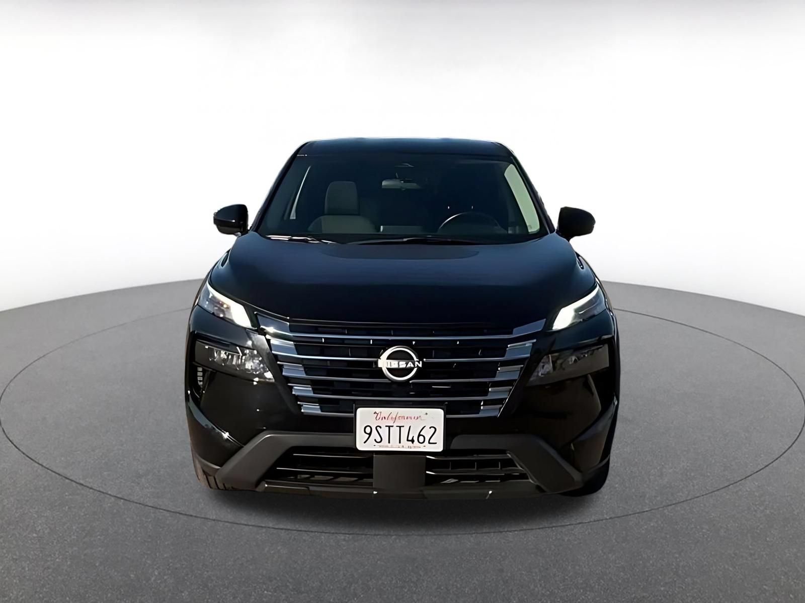 Thumbnail: 2025 Nissan Rogue - 3