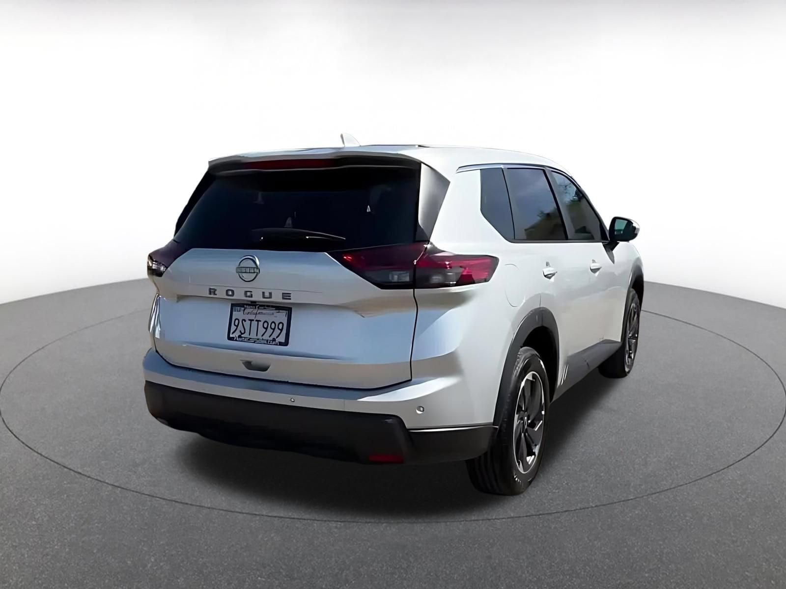 Thumbnail: 2025 Nissan Rogue - 14