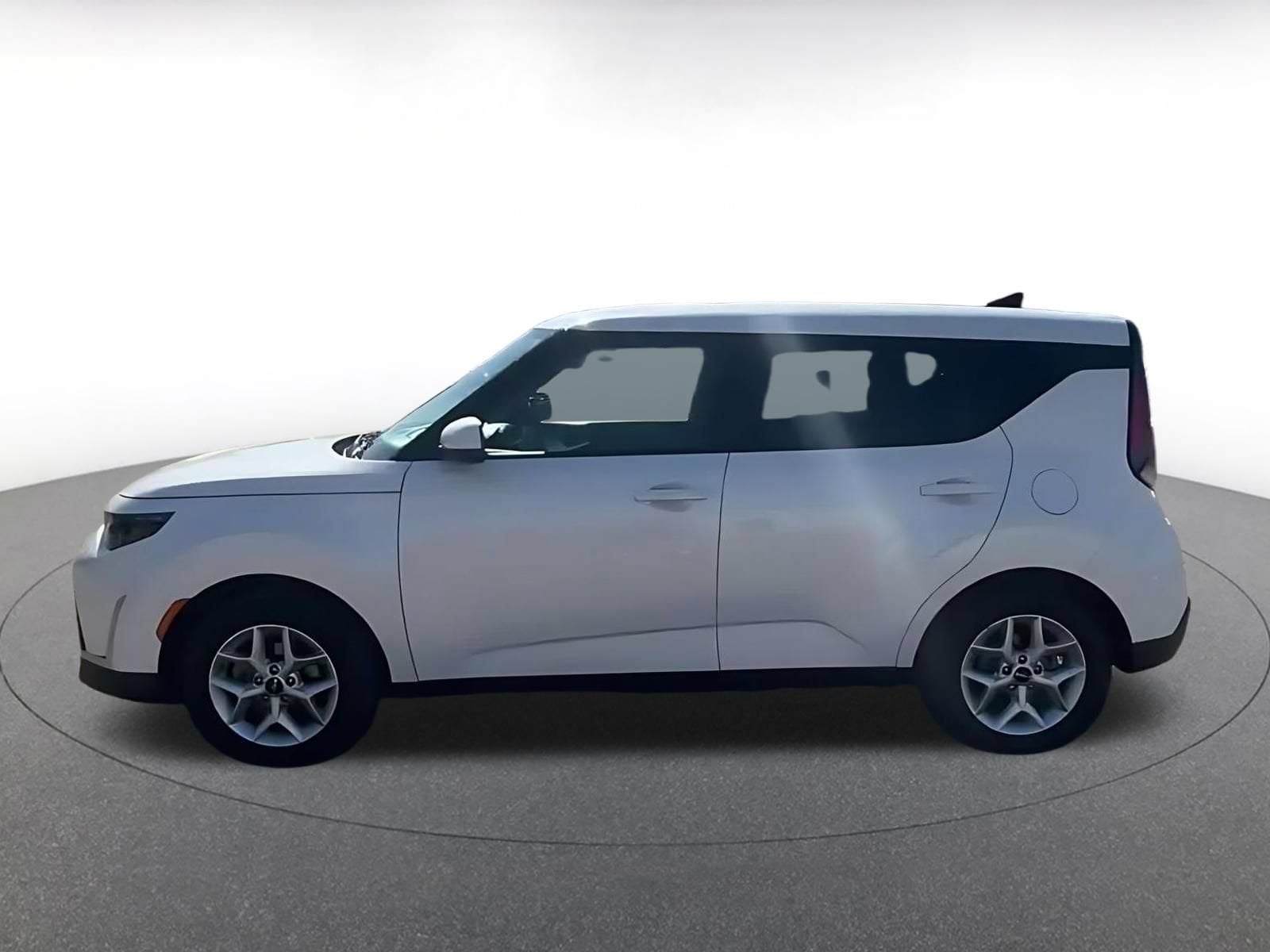 Thumbnail: 2025 Kia Soul - 8