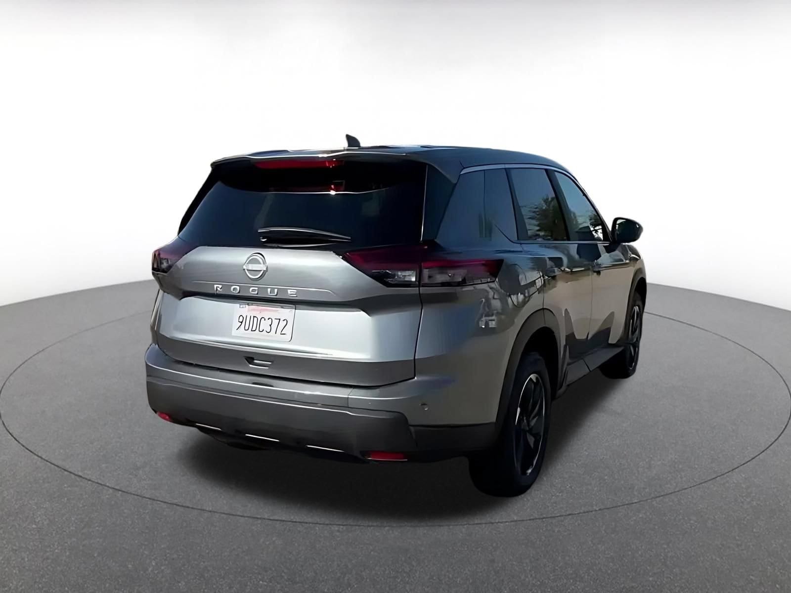 Thumbnail: 2025 Nissan Rogue - 14