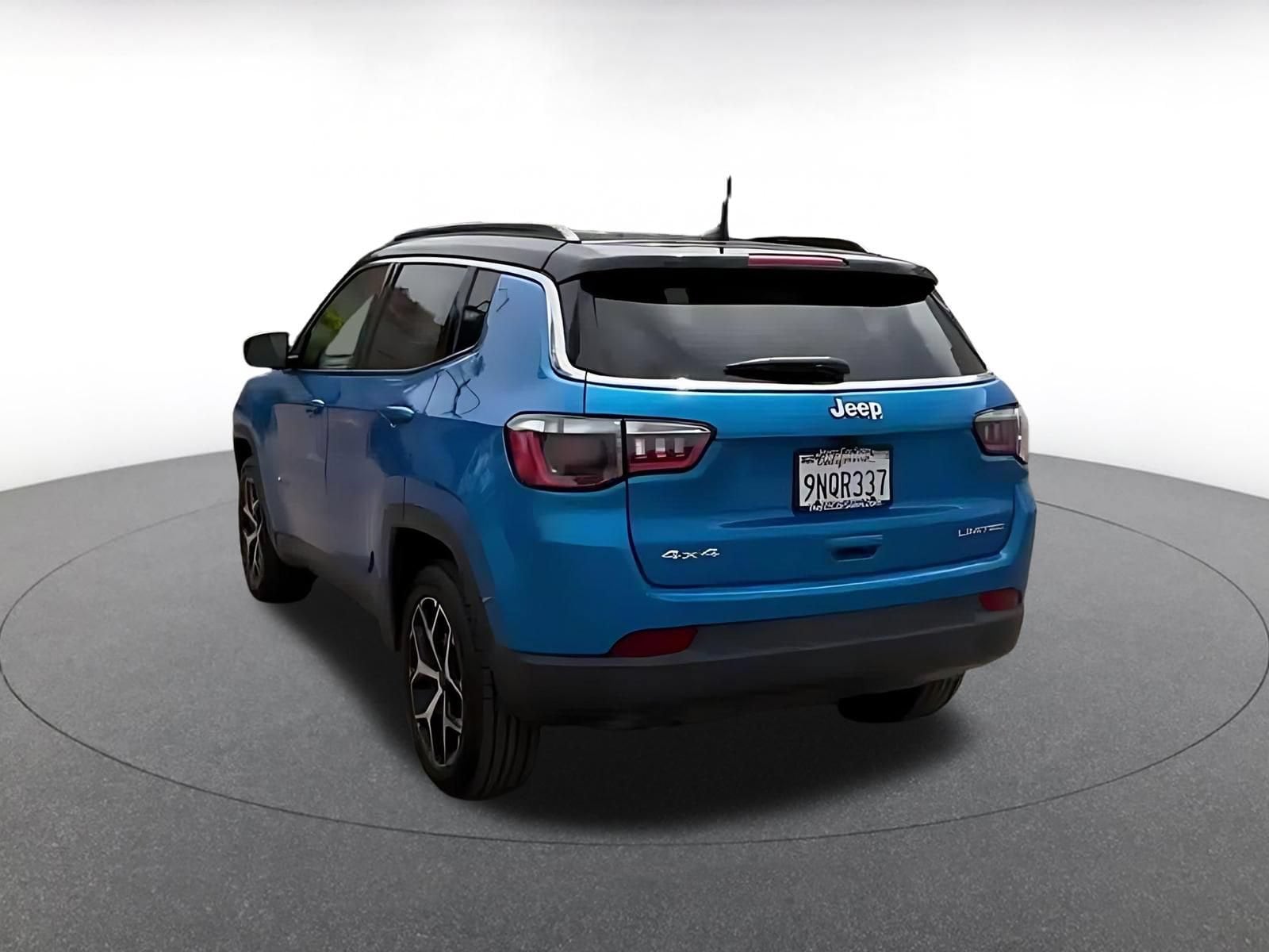 Thumbnail: 2025 Jeep Compass - 10