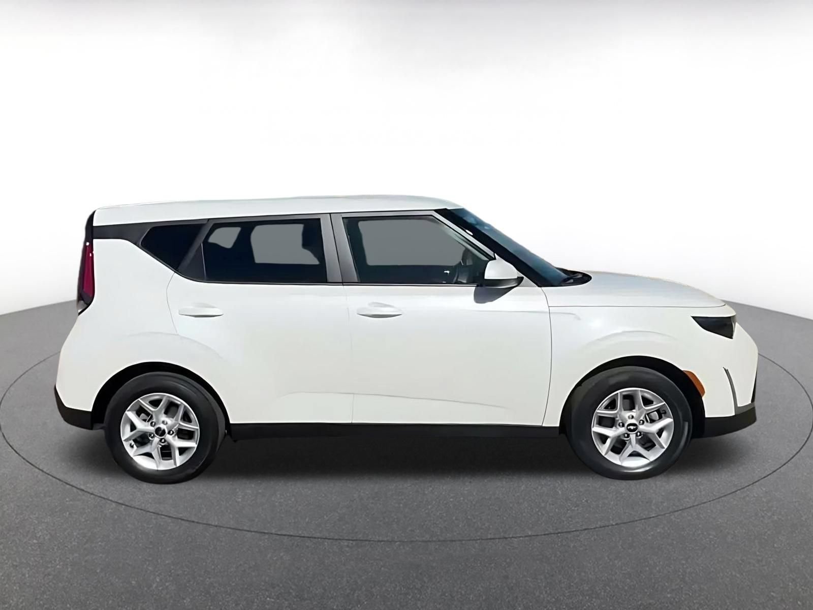 Thumbnail: 2025 Kia Soul - 15