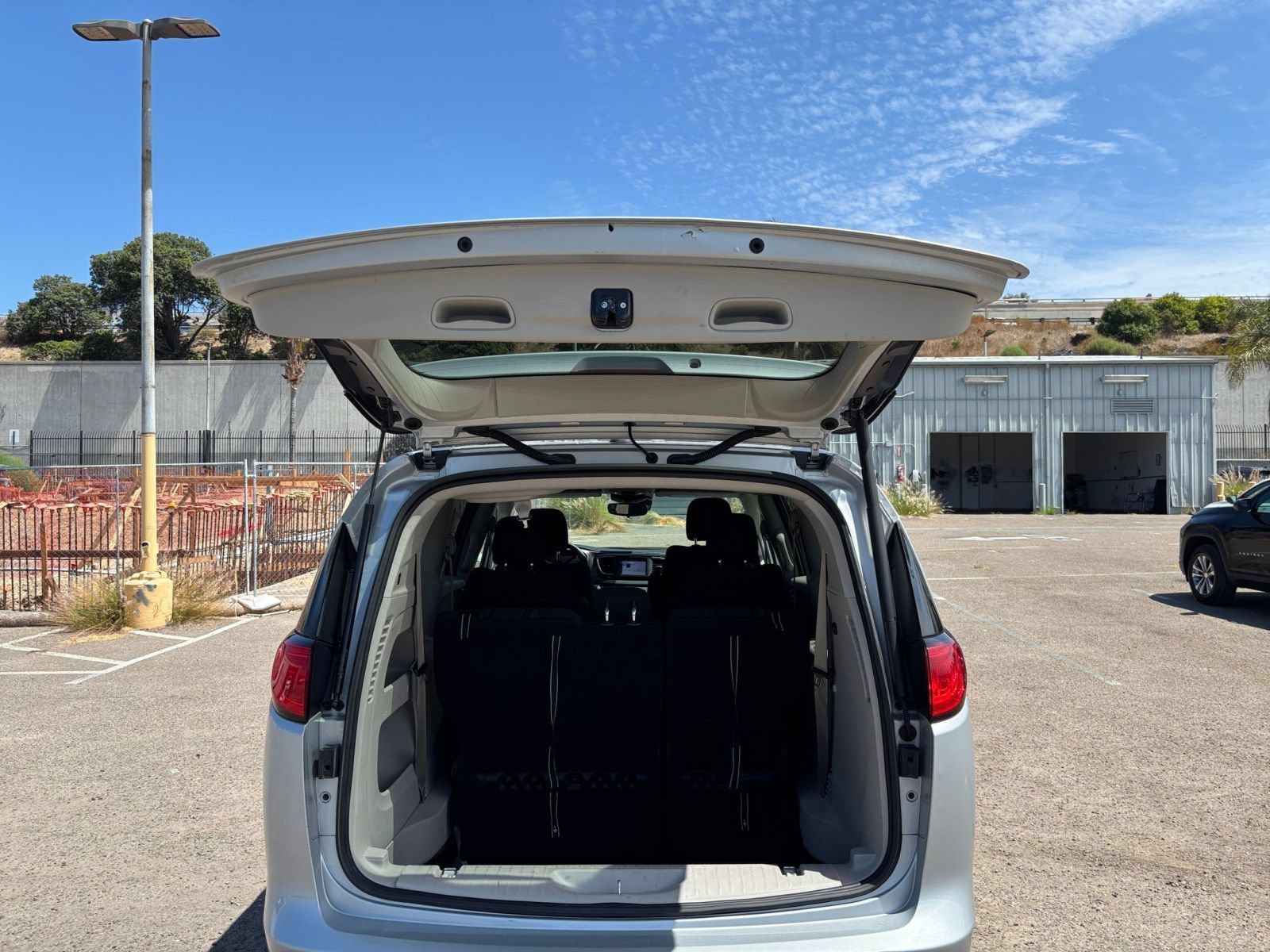 Thumbnail: 2023 Chrysler Voyager - 33