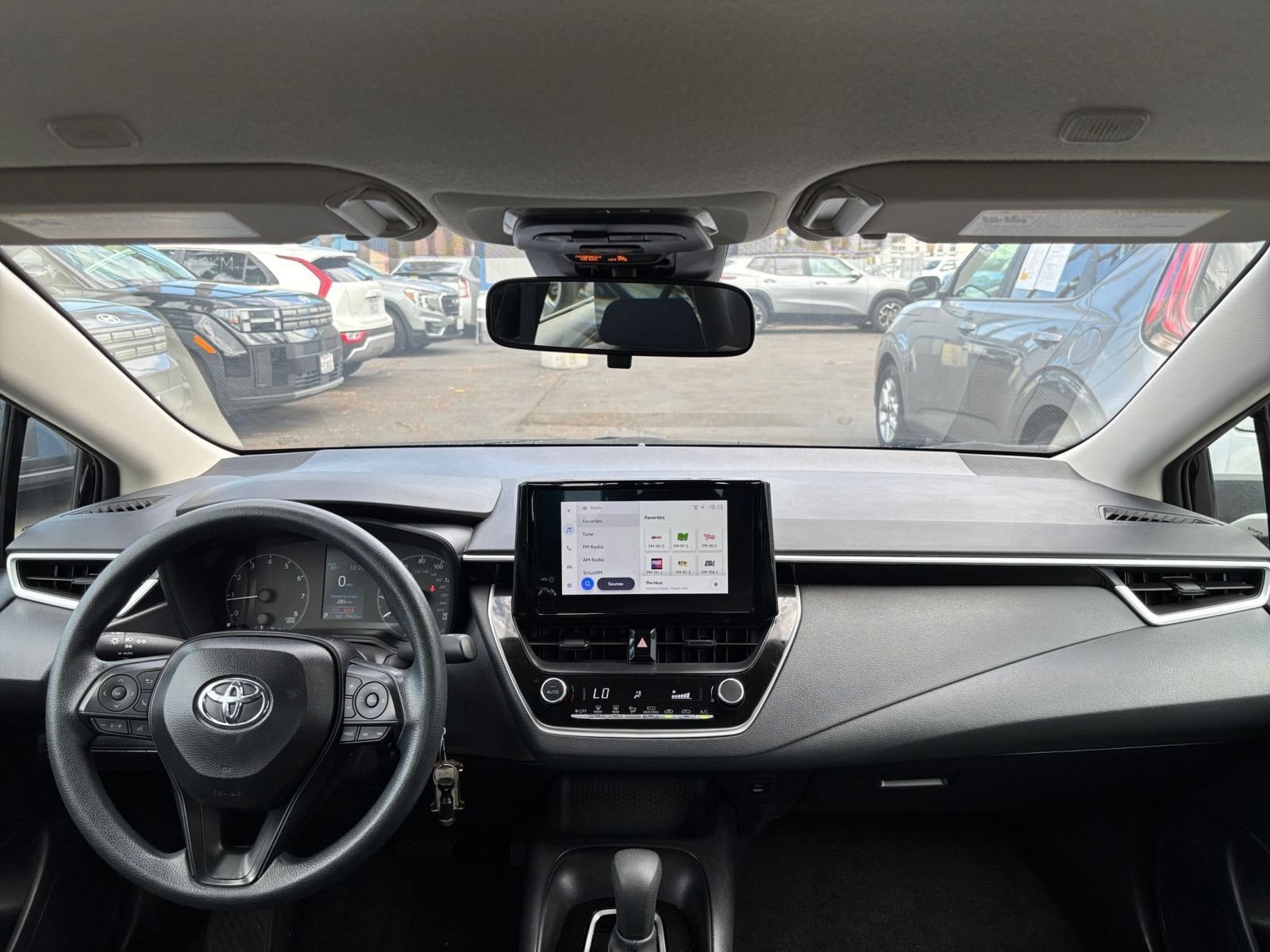 Thumbnail: 2025 Toyota Corolla - 30