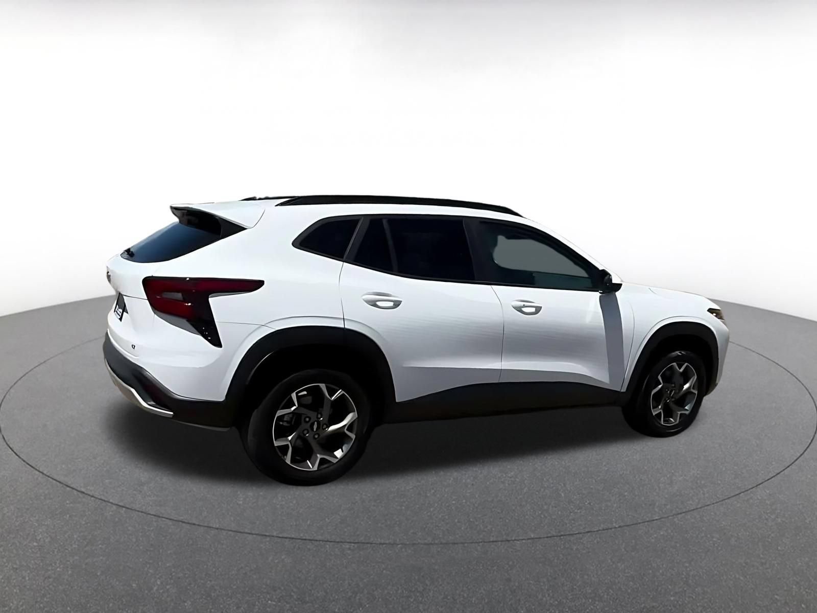 Thumbnail: 2025 Chevrolet Trax - 13