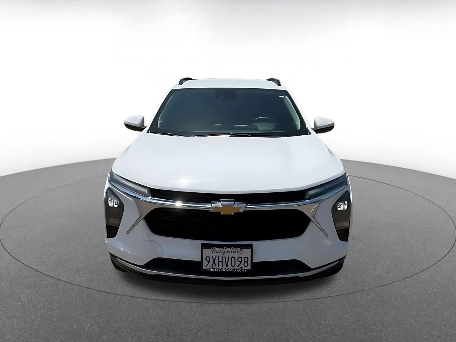 Thumbnail: 2025 Chevrolet Trax - 4
