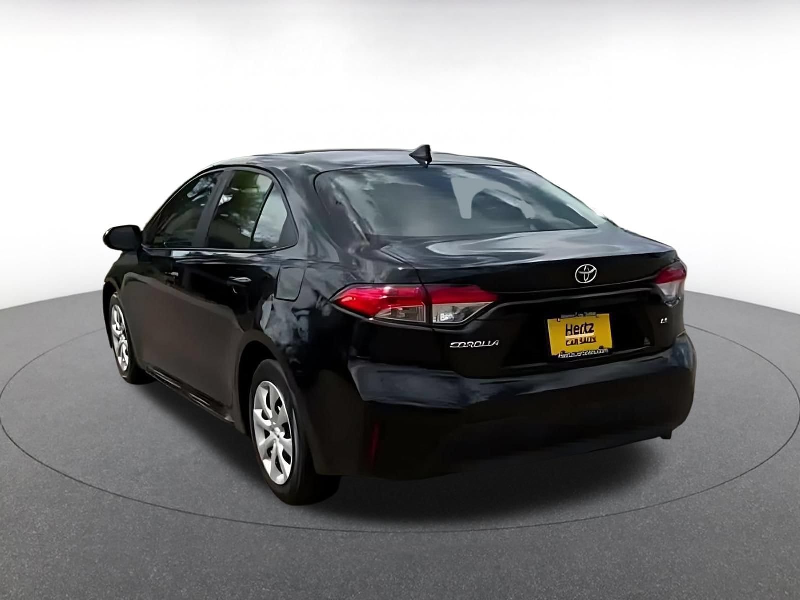Thumbnail: 2025 Toyota Corolla - 12