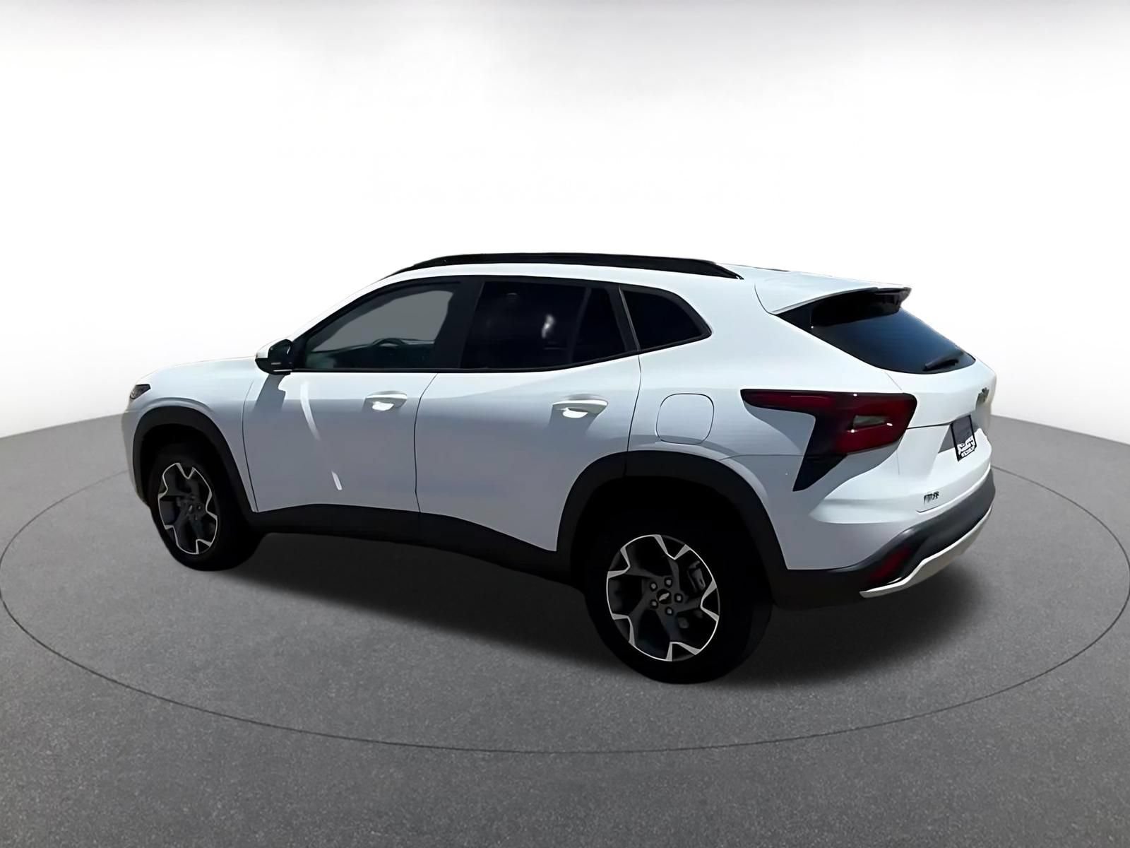 Thumbnail: 2025 Chevrolet Trax - 12