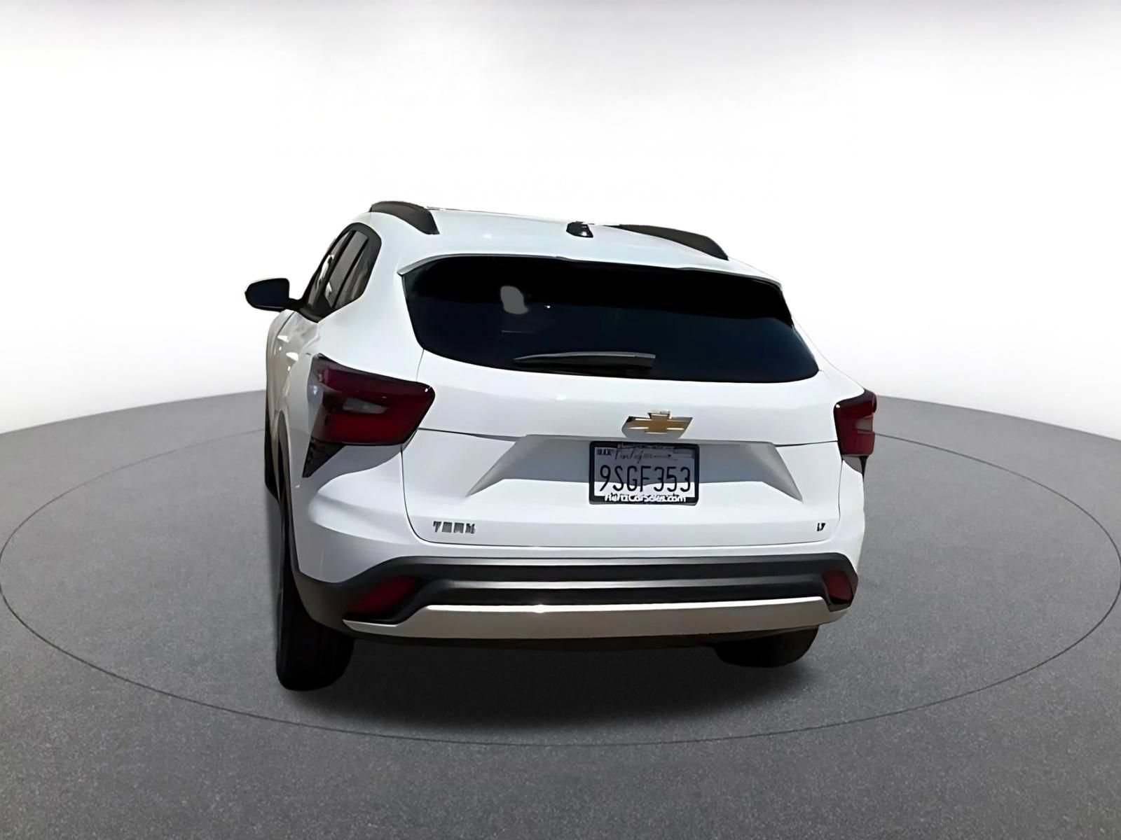 Thumbnail: 2025 Chevrolet Trax - 6
