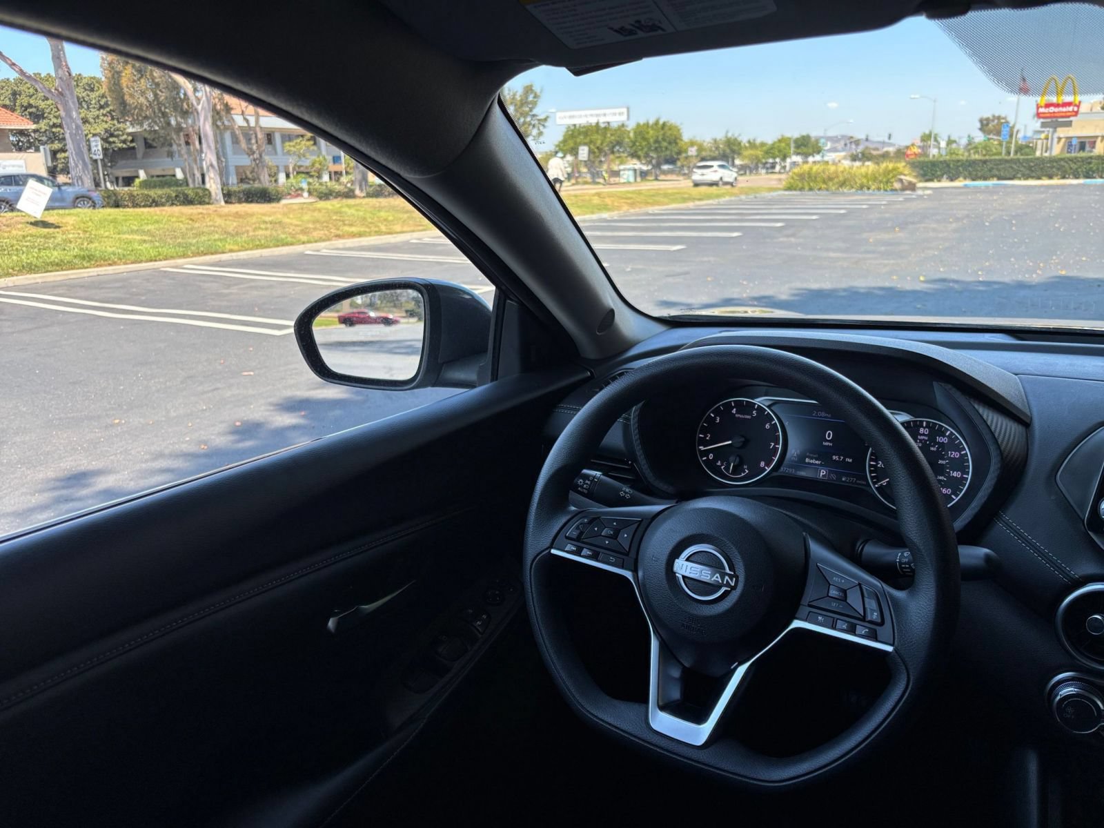 Thumbnail: 2025 Nissan Sentra - 31