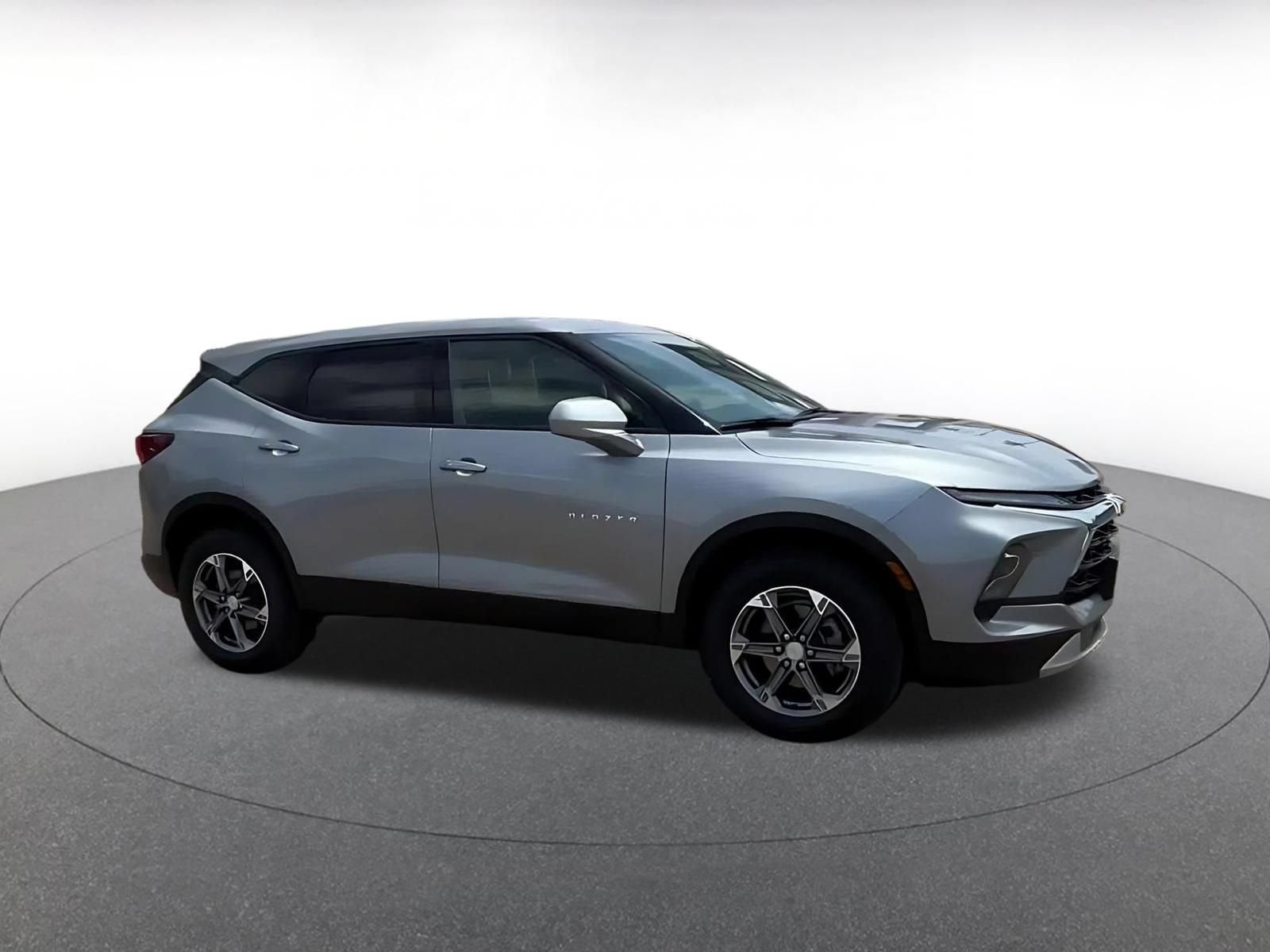 Thumbnail: 2025 Chevrolet Blazer - 2
