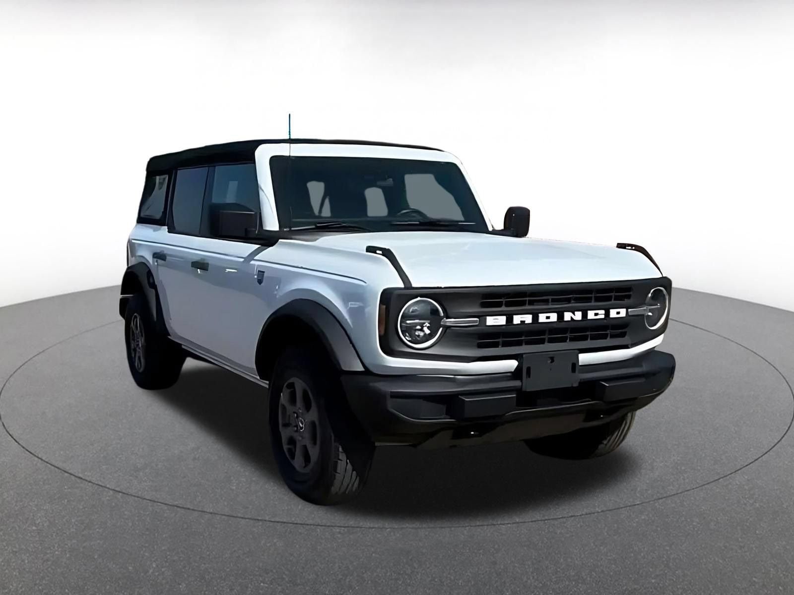 Thumbnail: 2026 Ford Bronco - 3